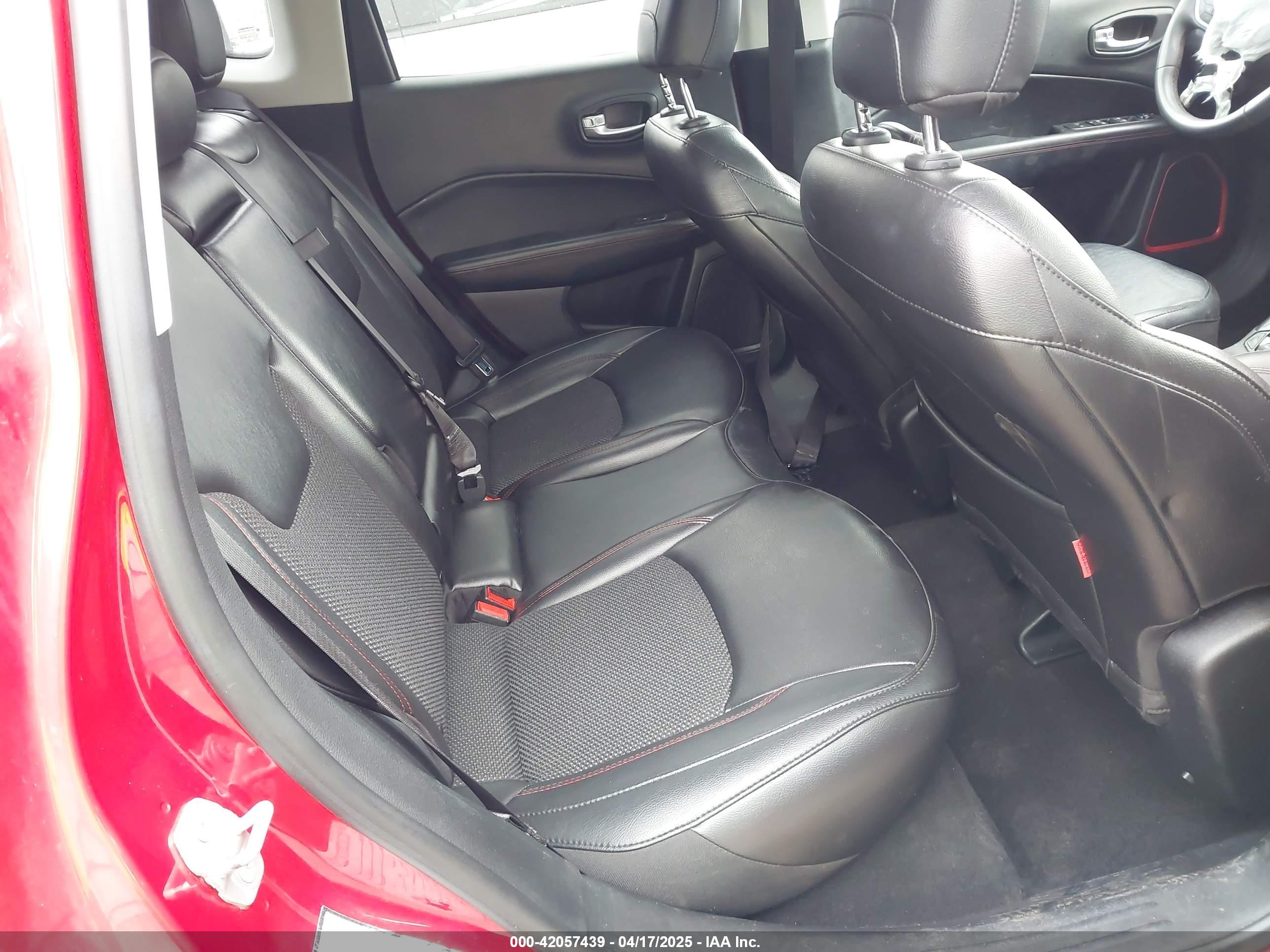 JEEP COMPASS image 8