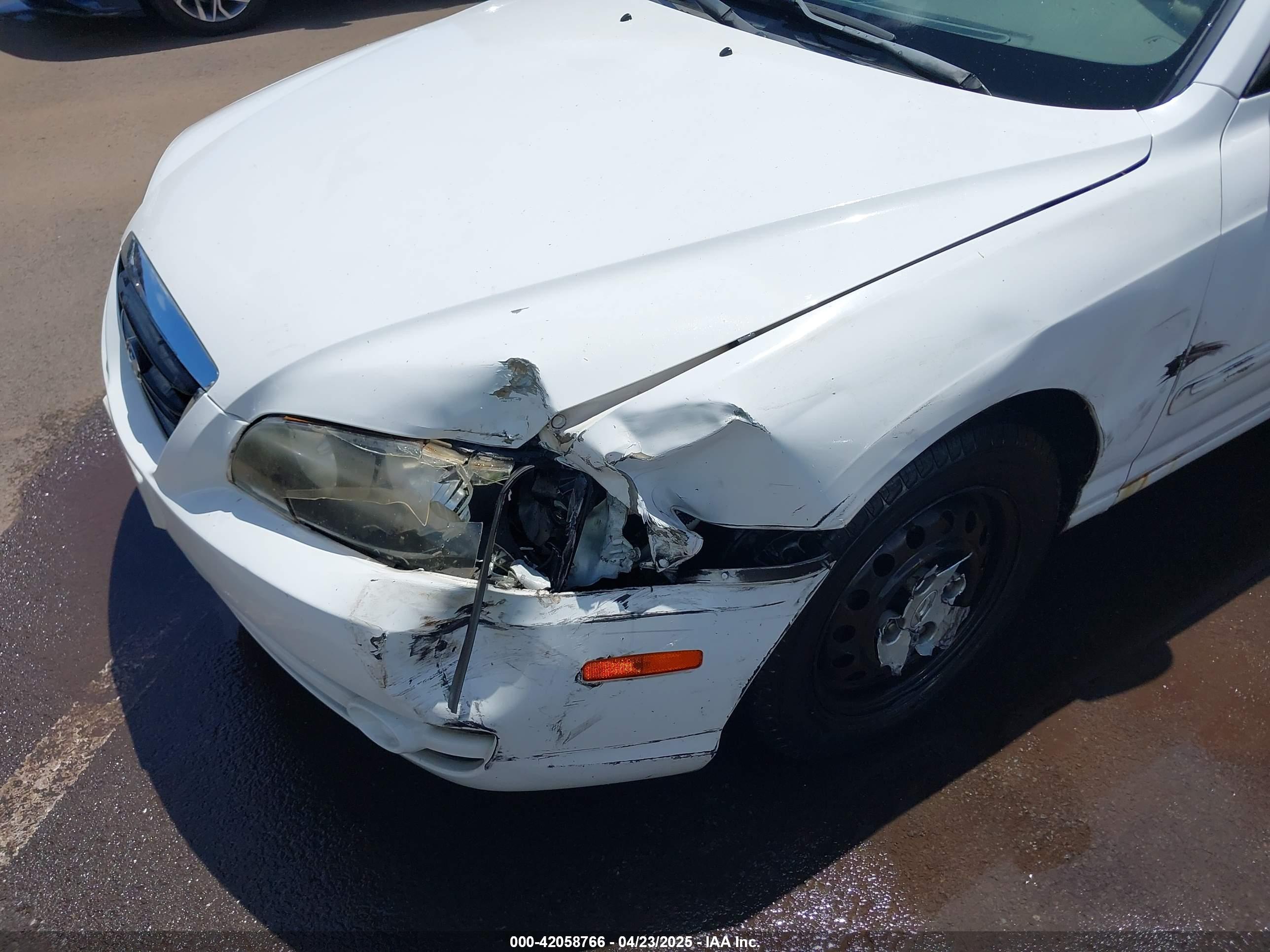 HYUNDAI ELANTRA image 6