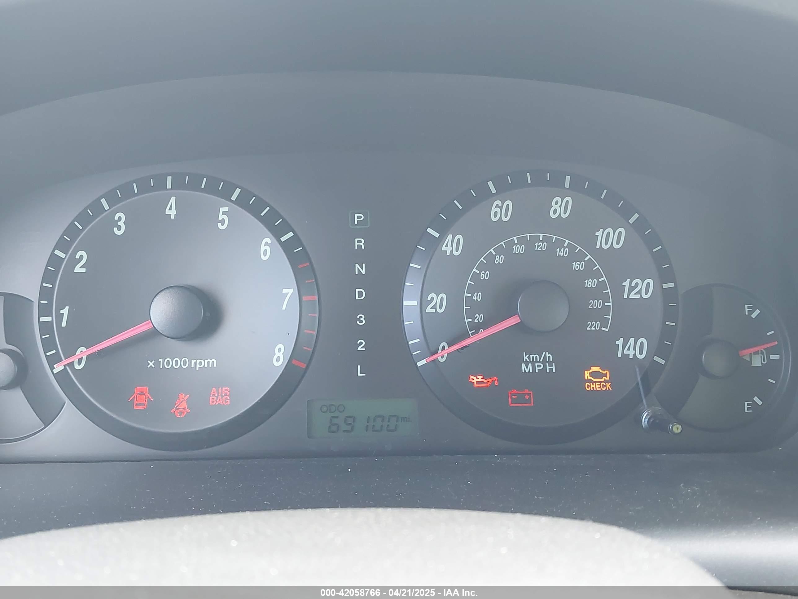 HYUNDAI ELANTRA image 7