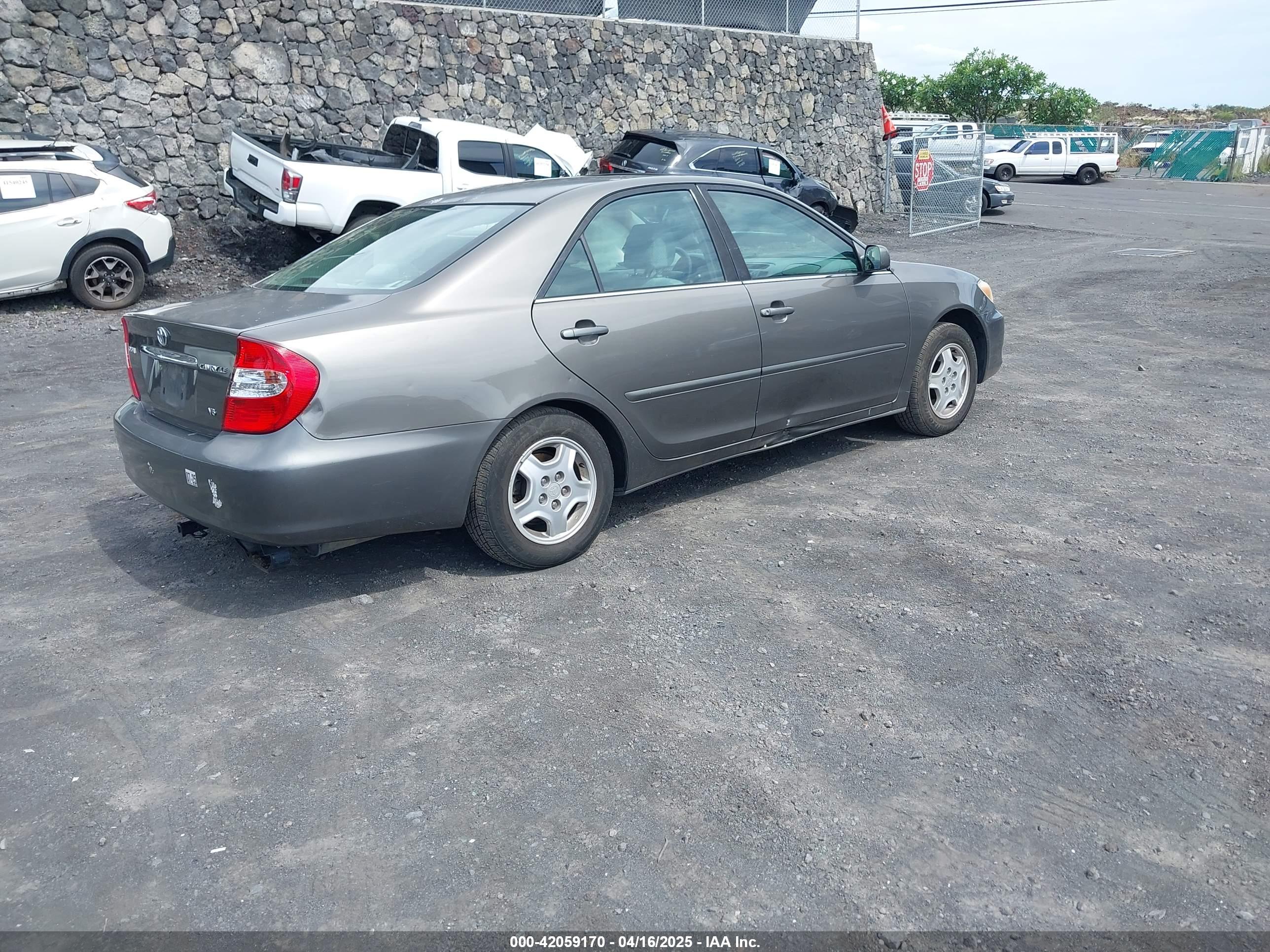 TOYOTA CAMRY image 4