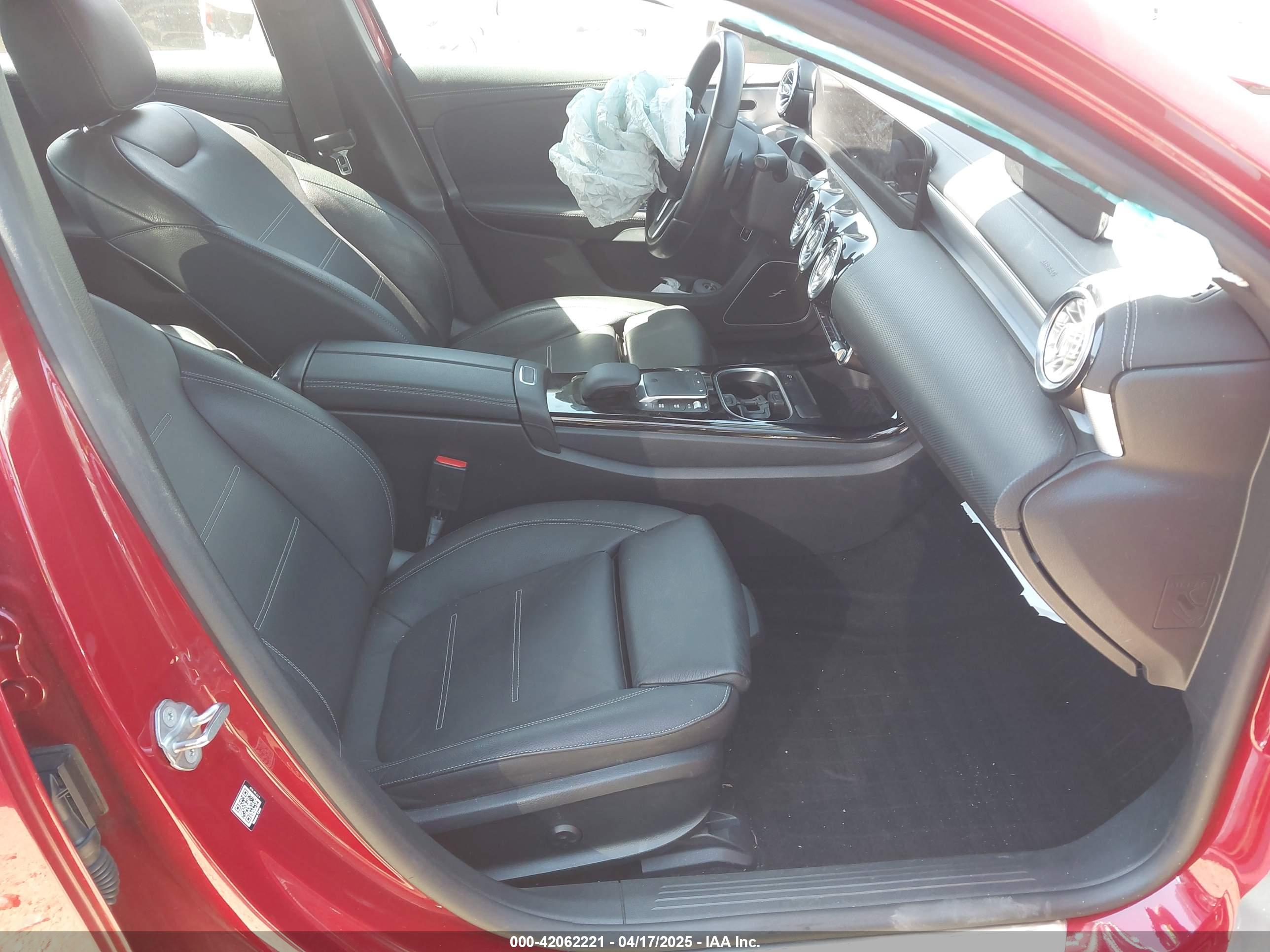 MERCEDES-BENZ A image 5