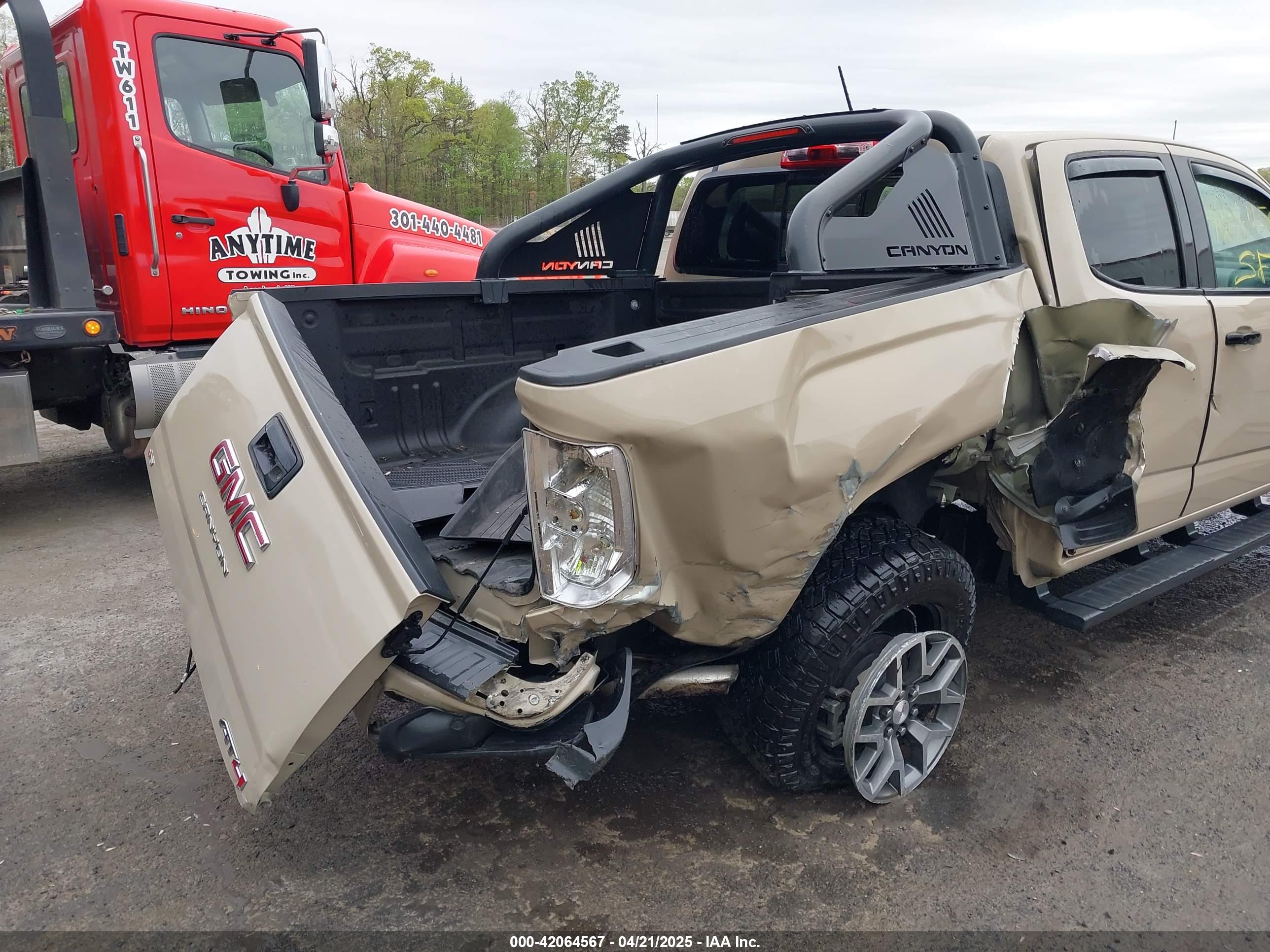 GMC CANYON image 6