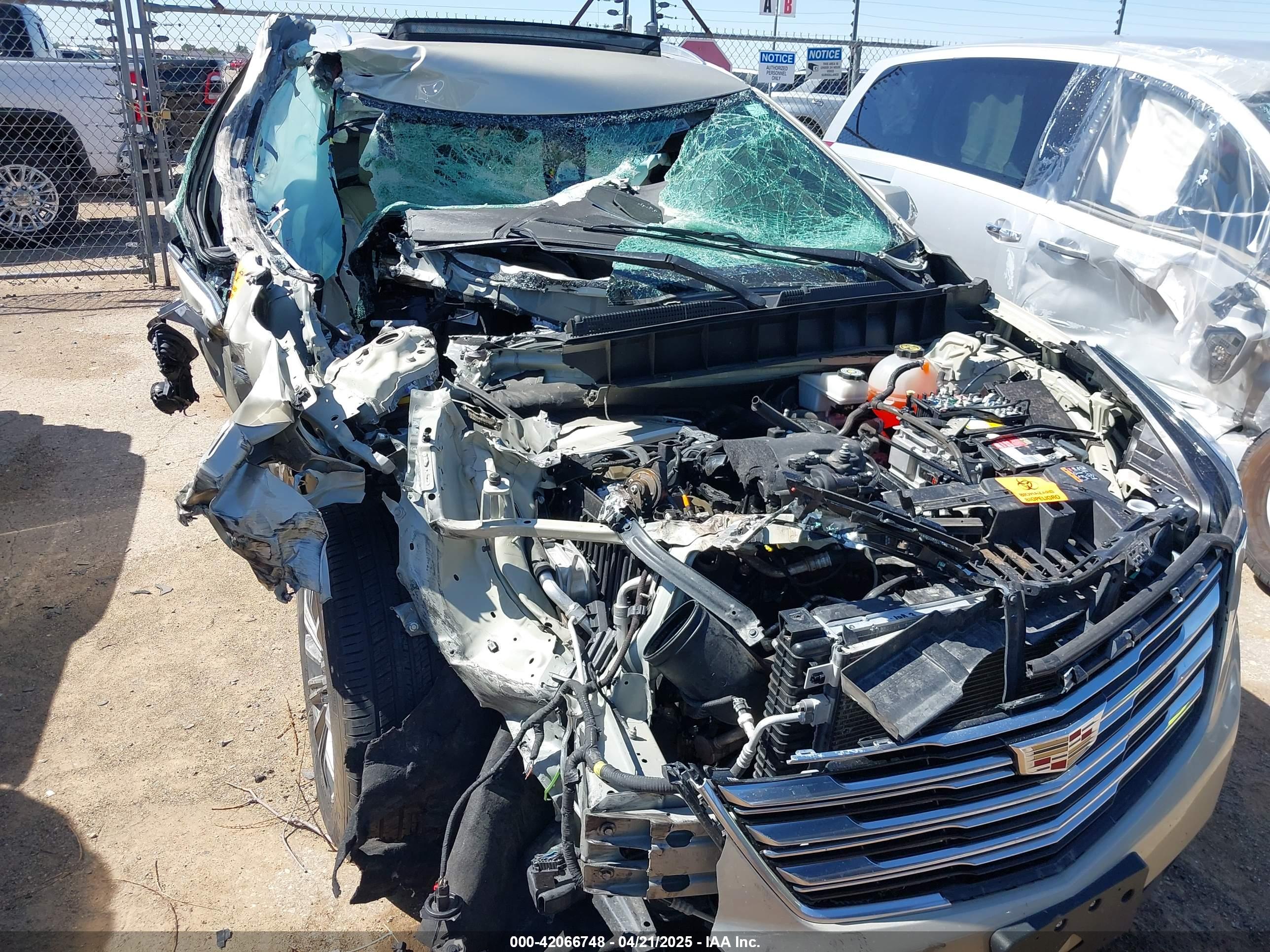 CADILLAC XT5 image 6