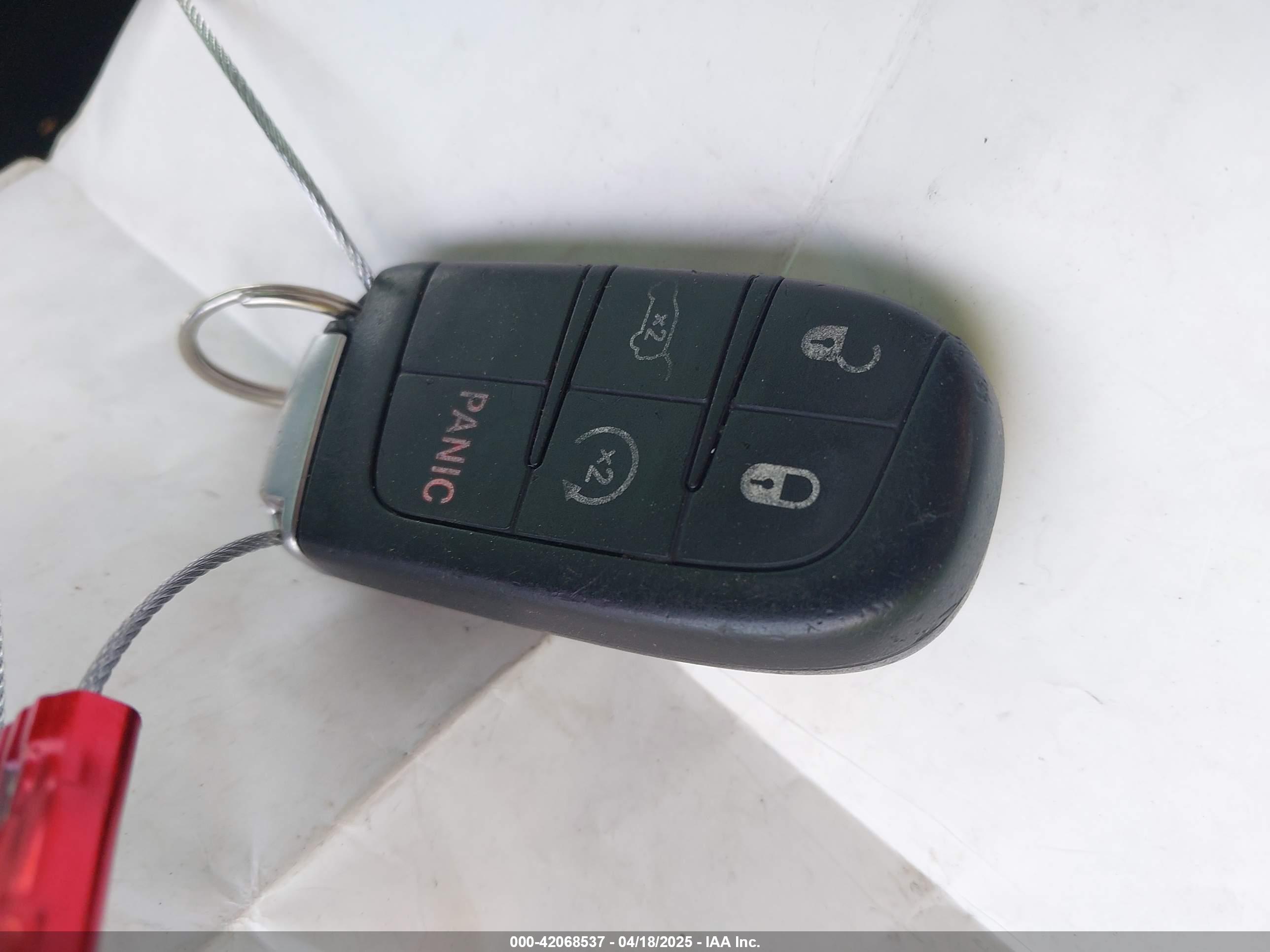 JEEP GRAND image 11
