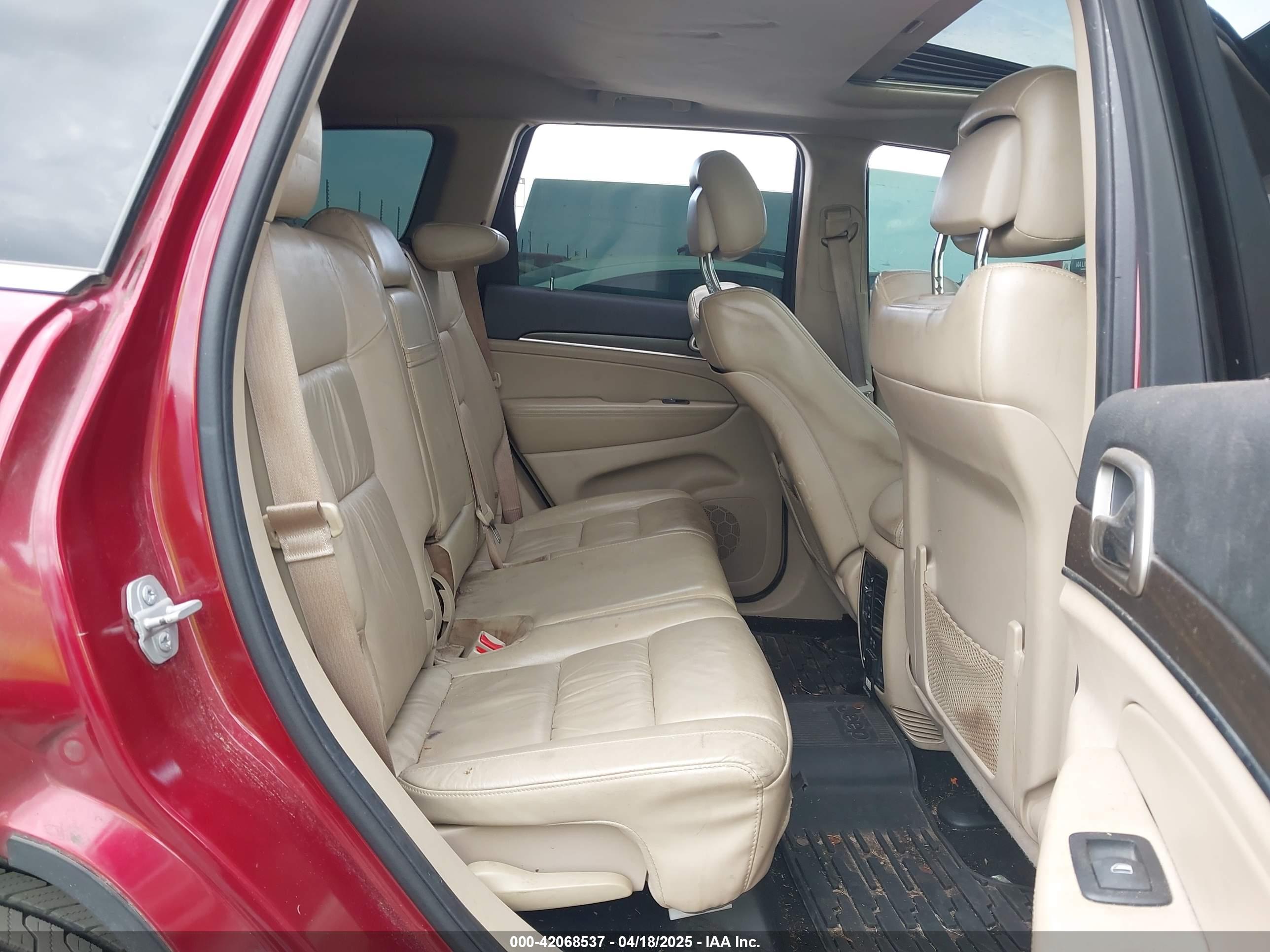 JEEP GRAND image 8