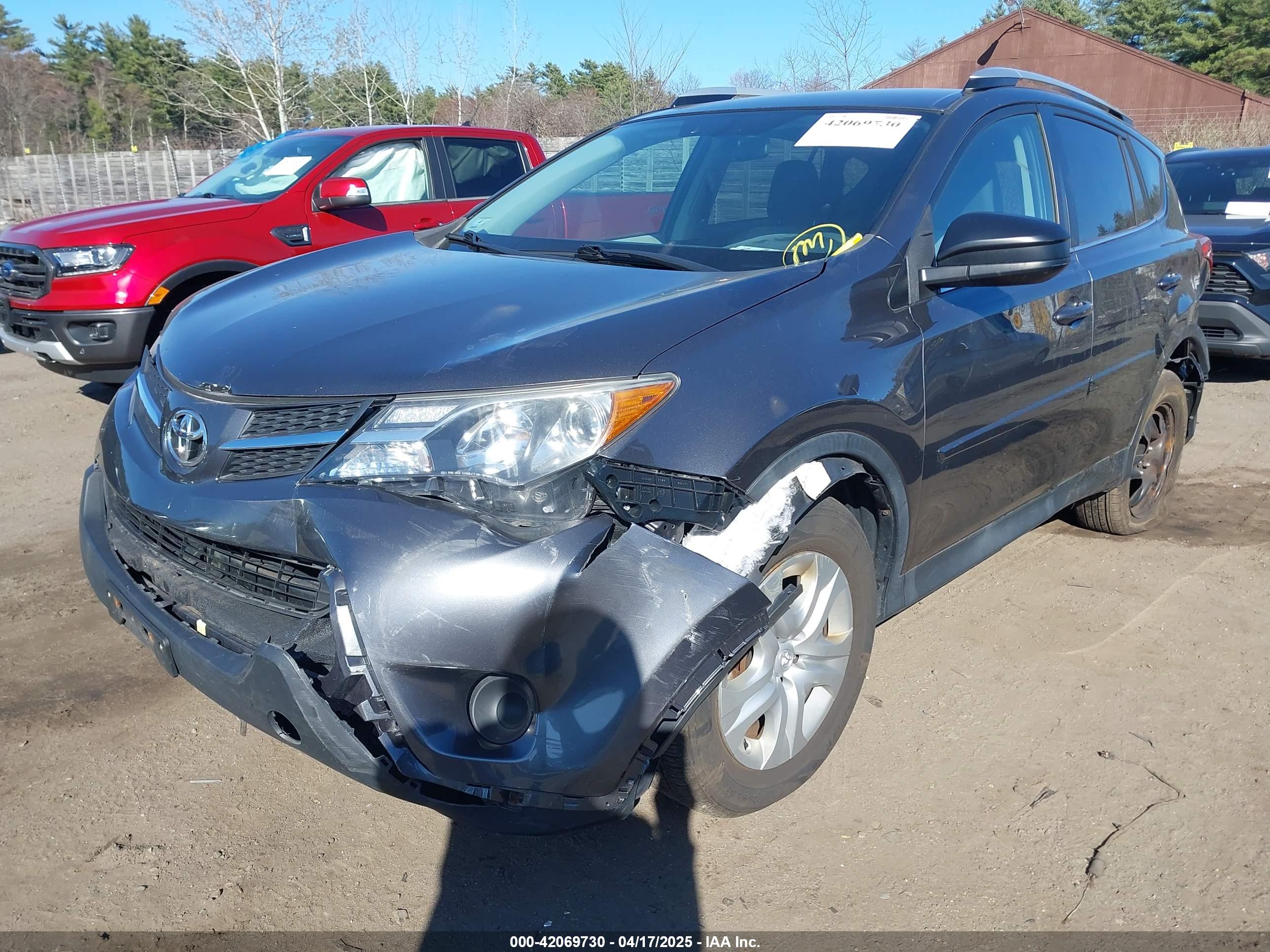 TOYOTA RAV4 image 2
