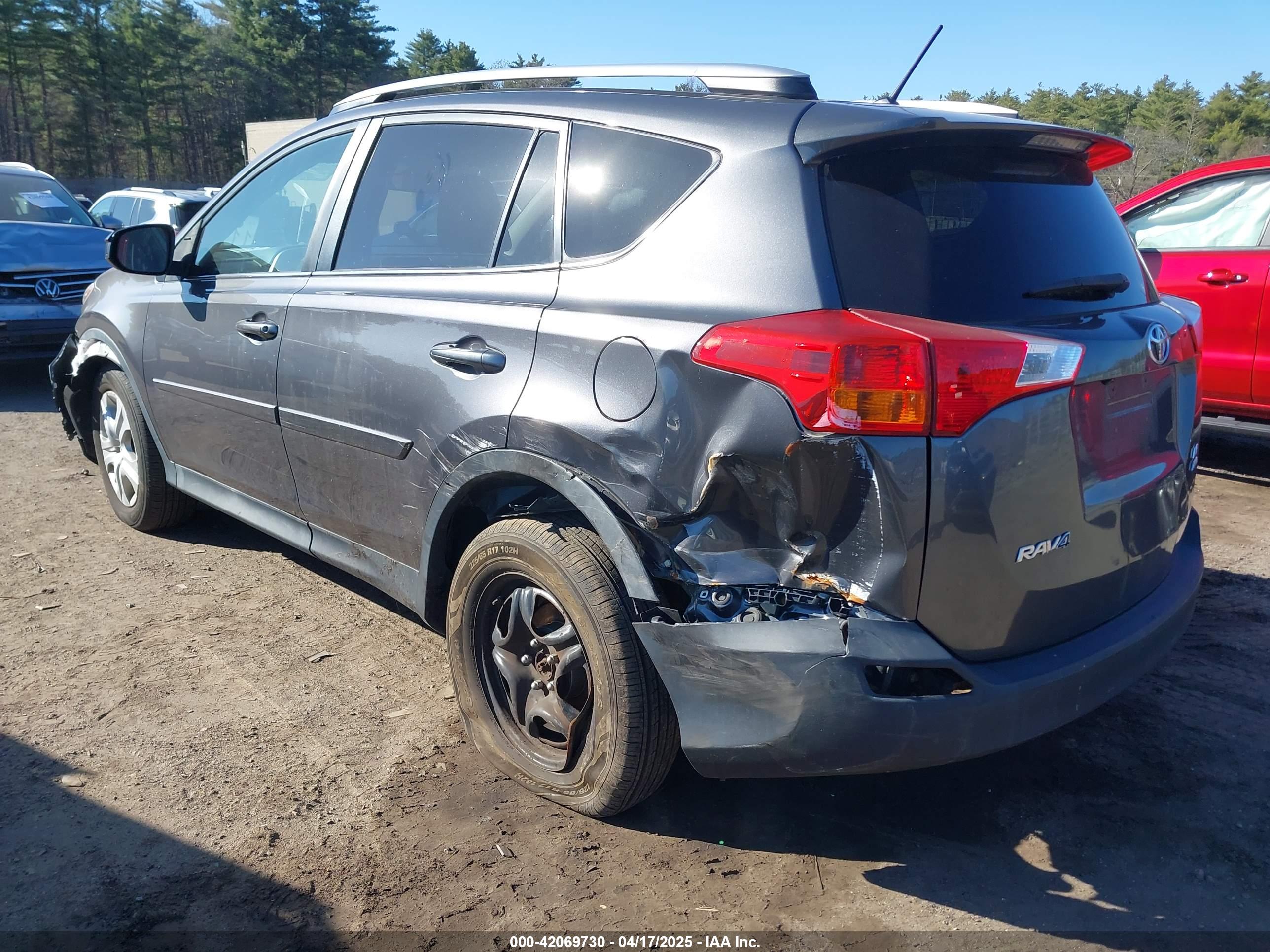 TOYOTA RAV4 image 3