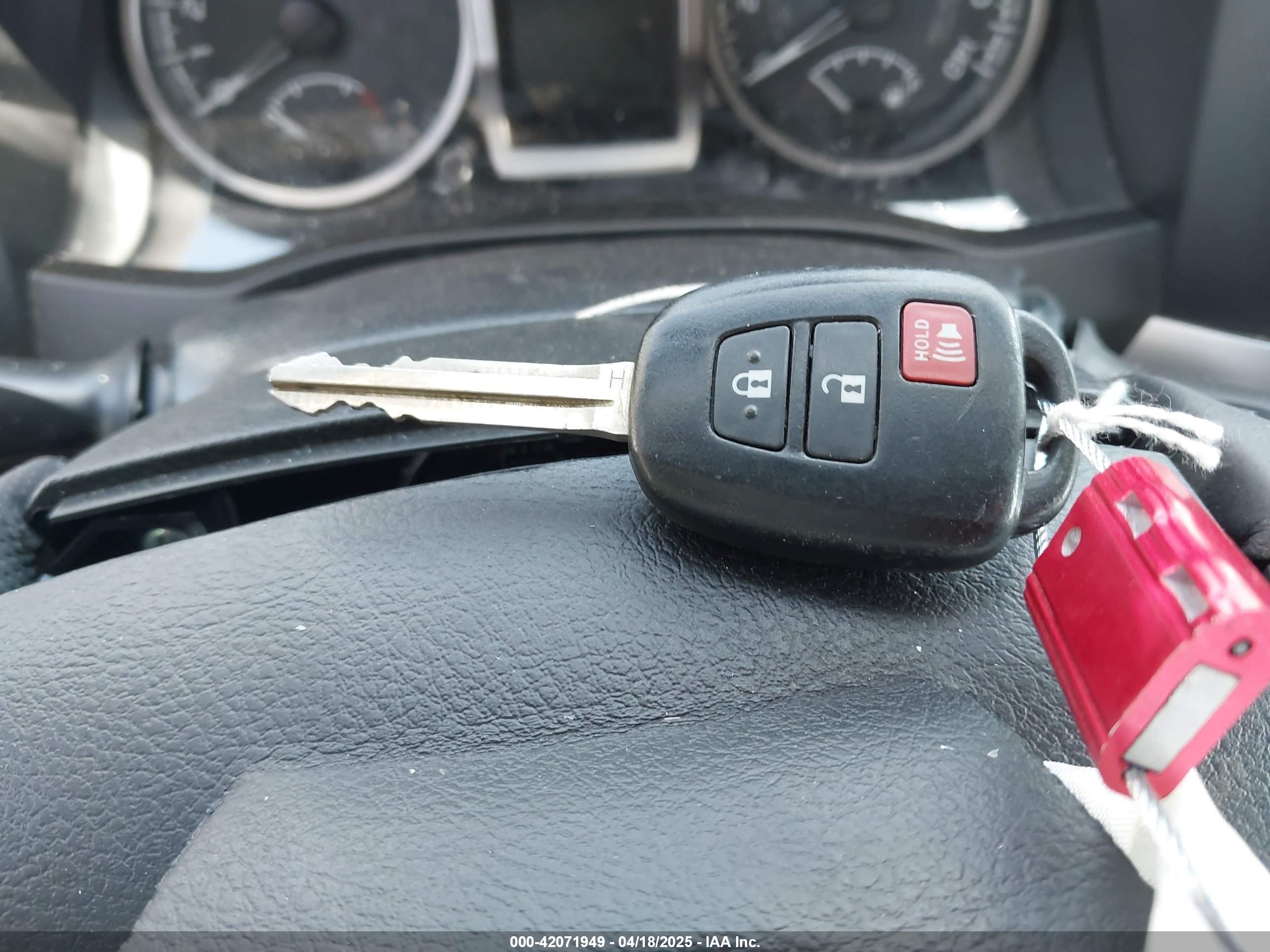 TOYOTA TACOMA image 11