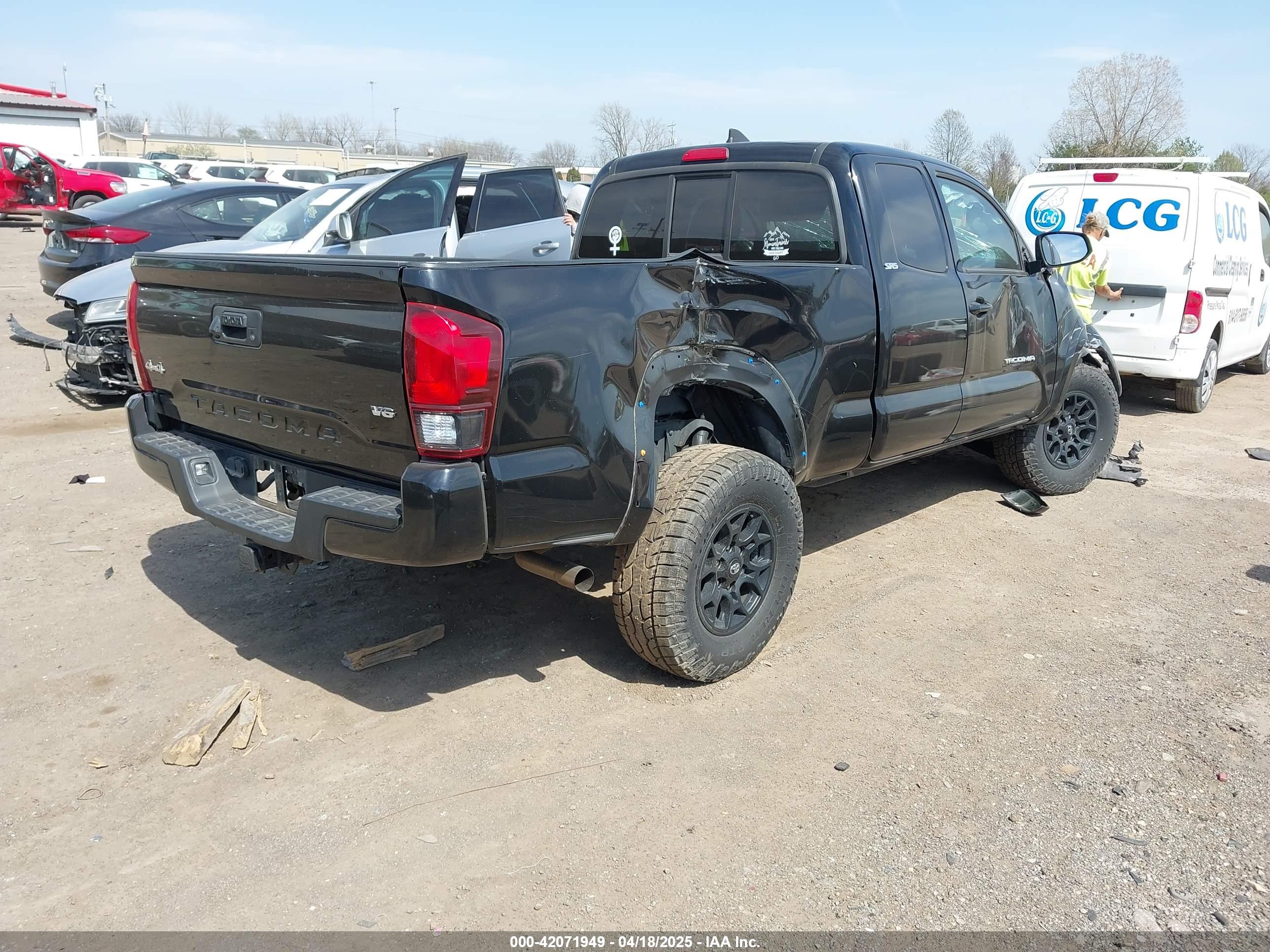 TOYOTA TACOMA image 4