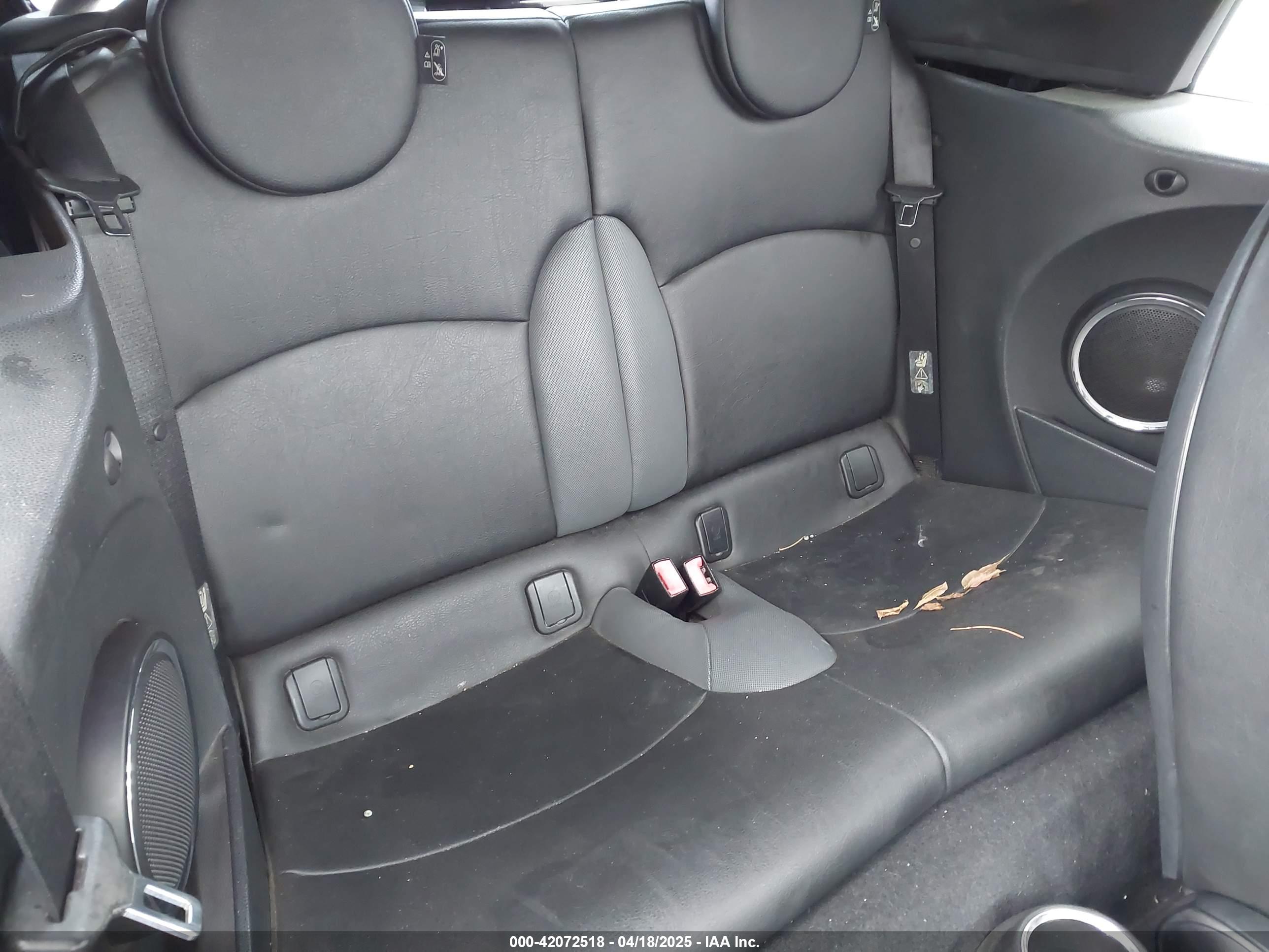MINI COOPER image 8
