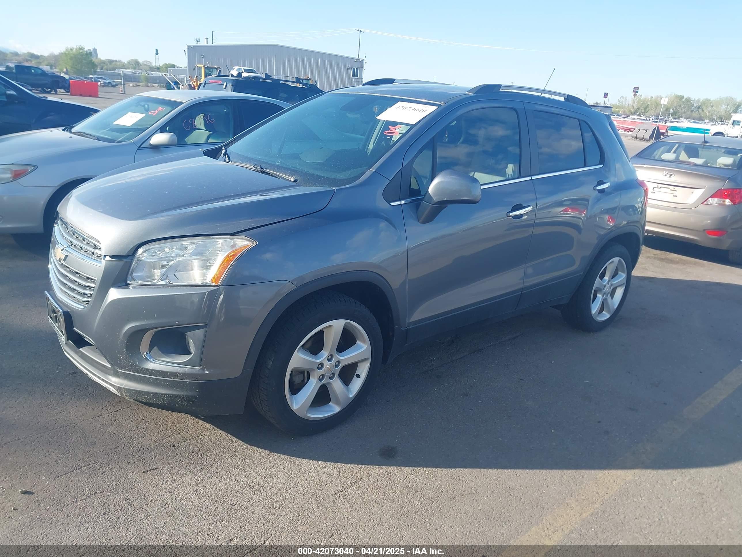 CHEVROLET TRAX image 2