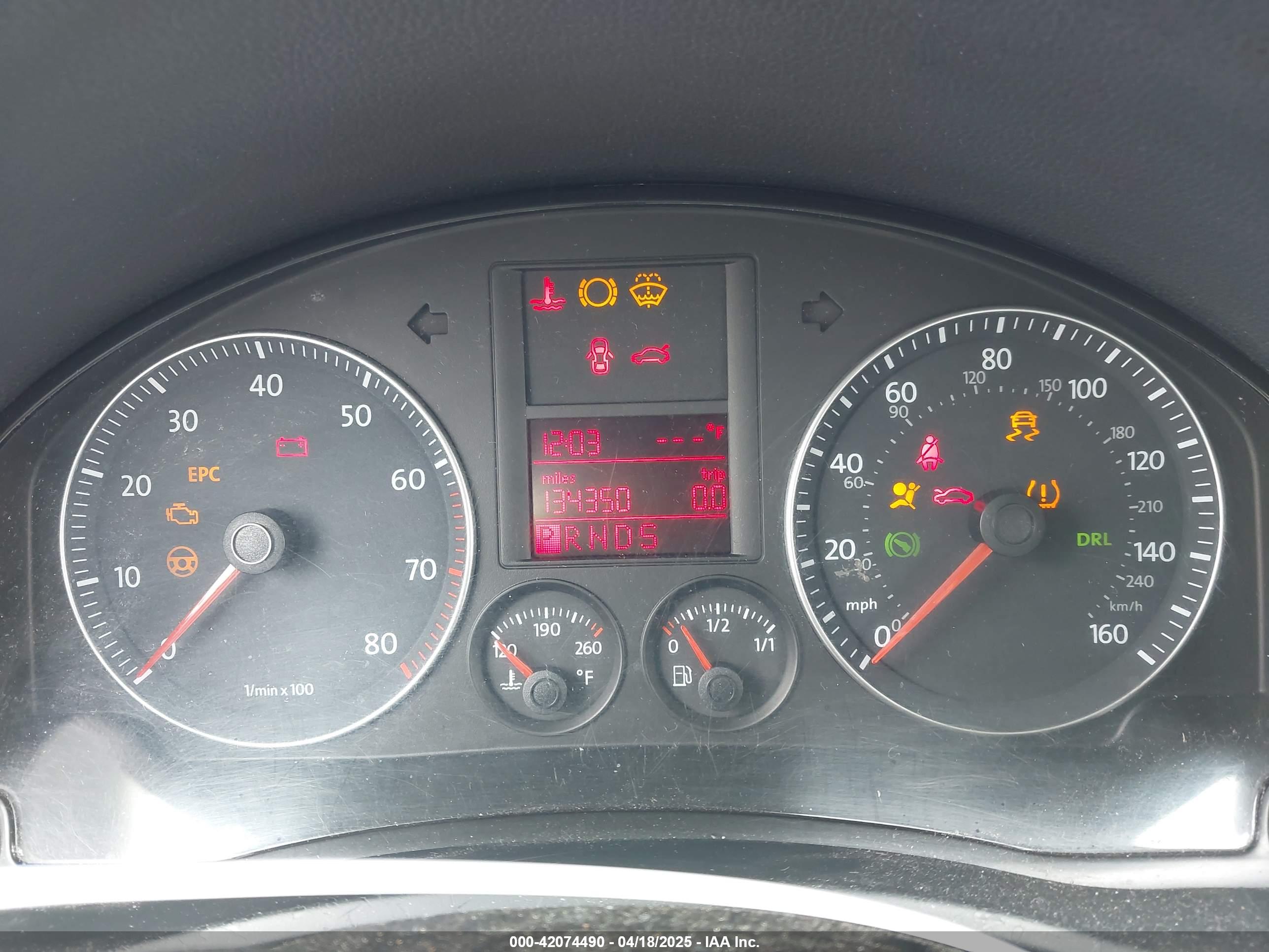VOLKSWAGEN JETTA image 7