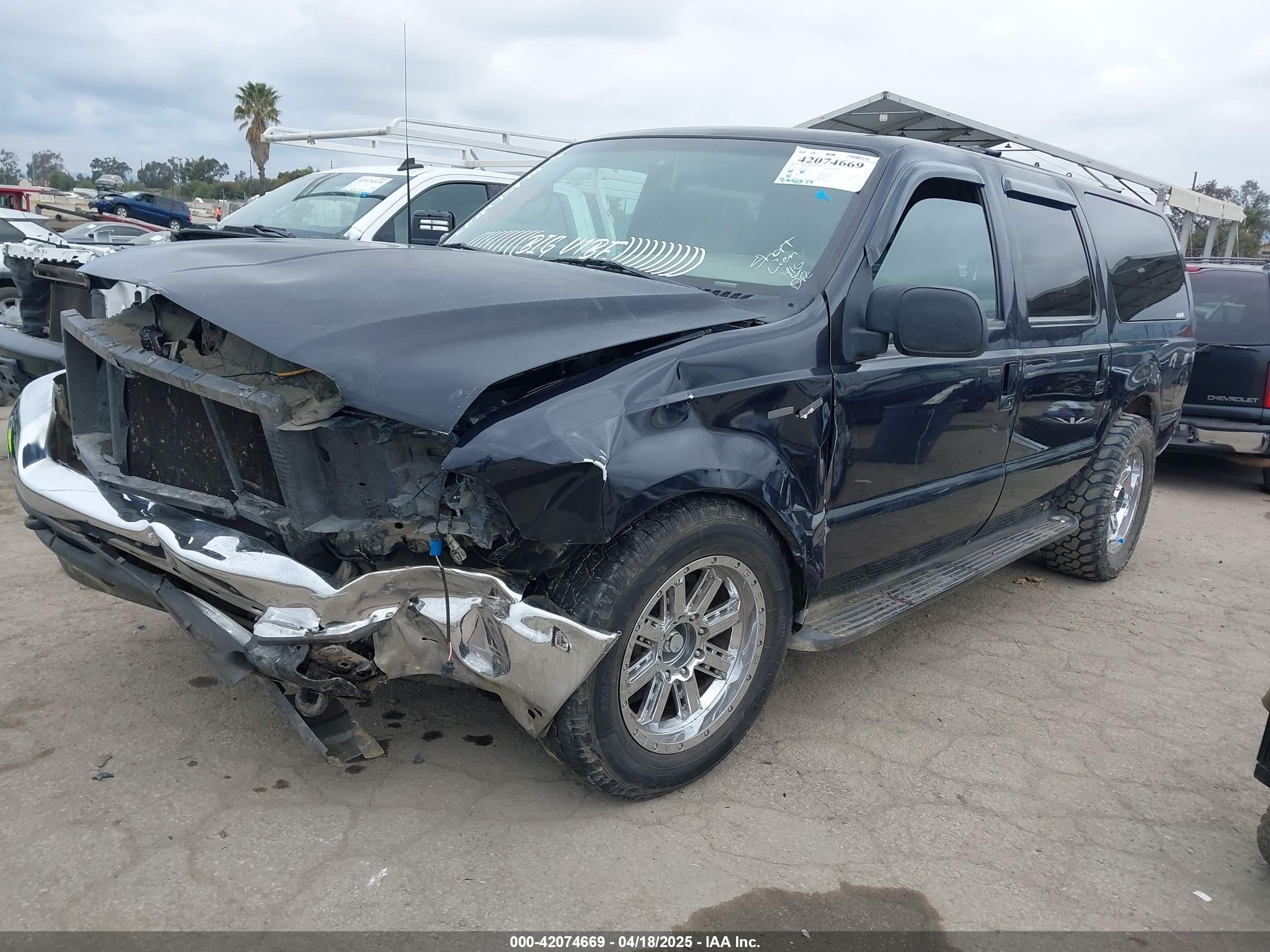 FORD EXCURSION image 2