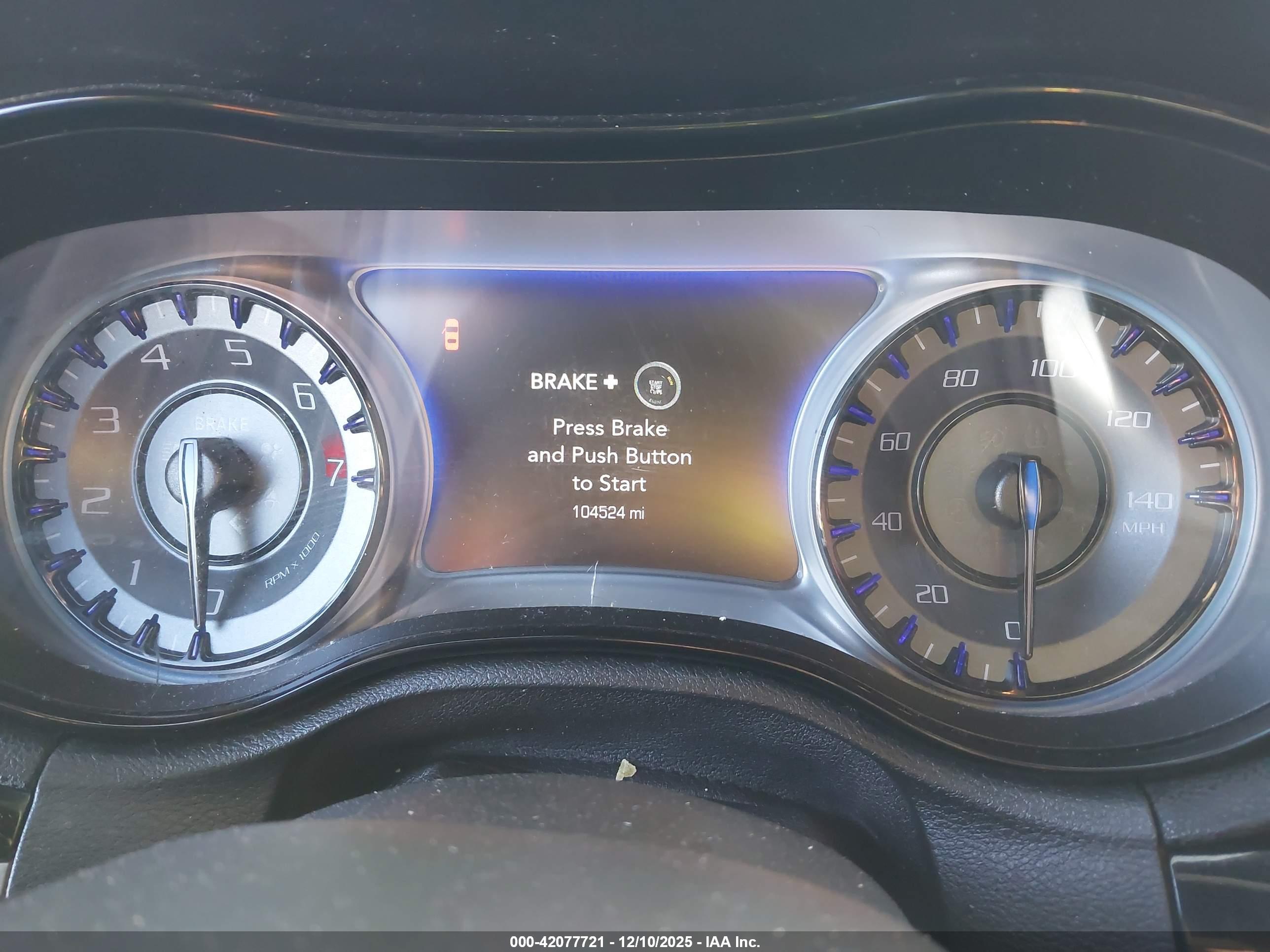 CHRYSLER 300 image 7