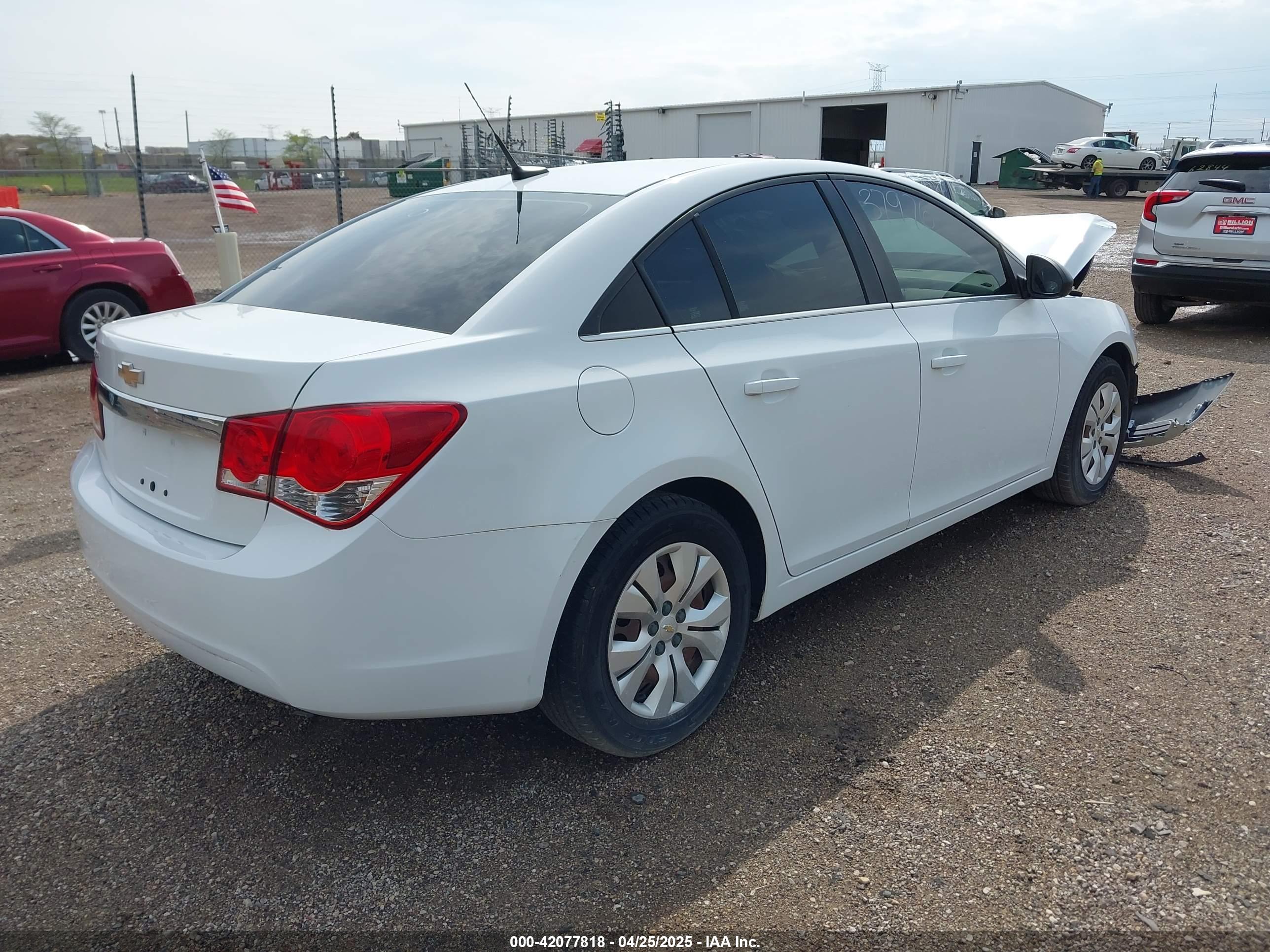 CHEVROLET CRUZE image 4
