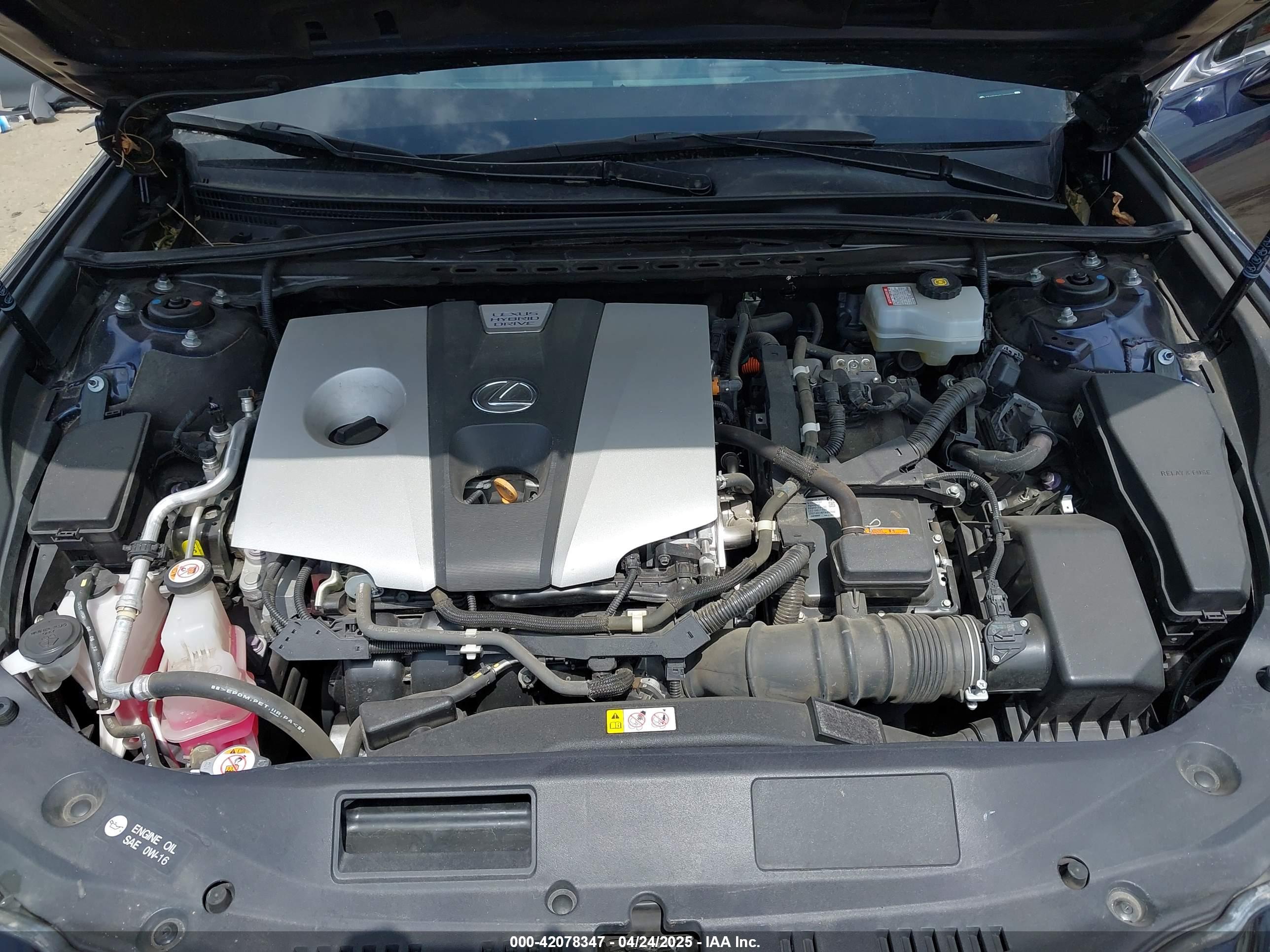 LEXUS ES image 10