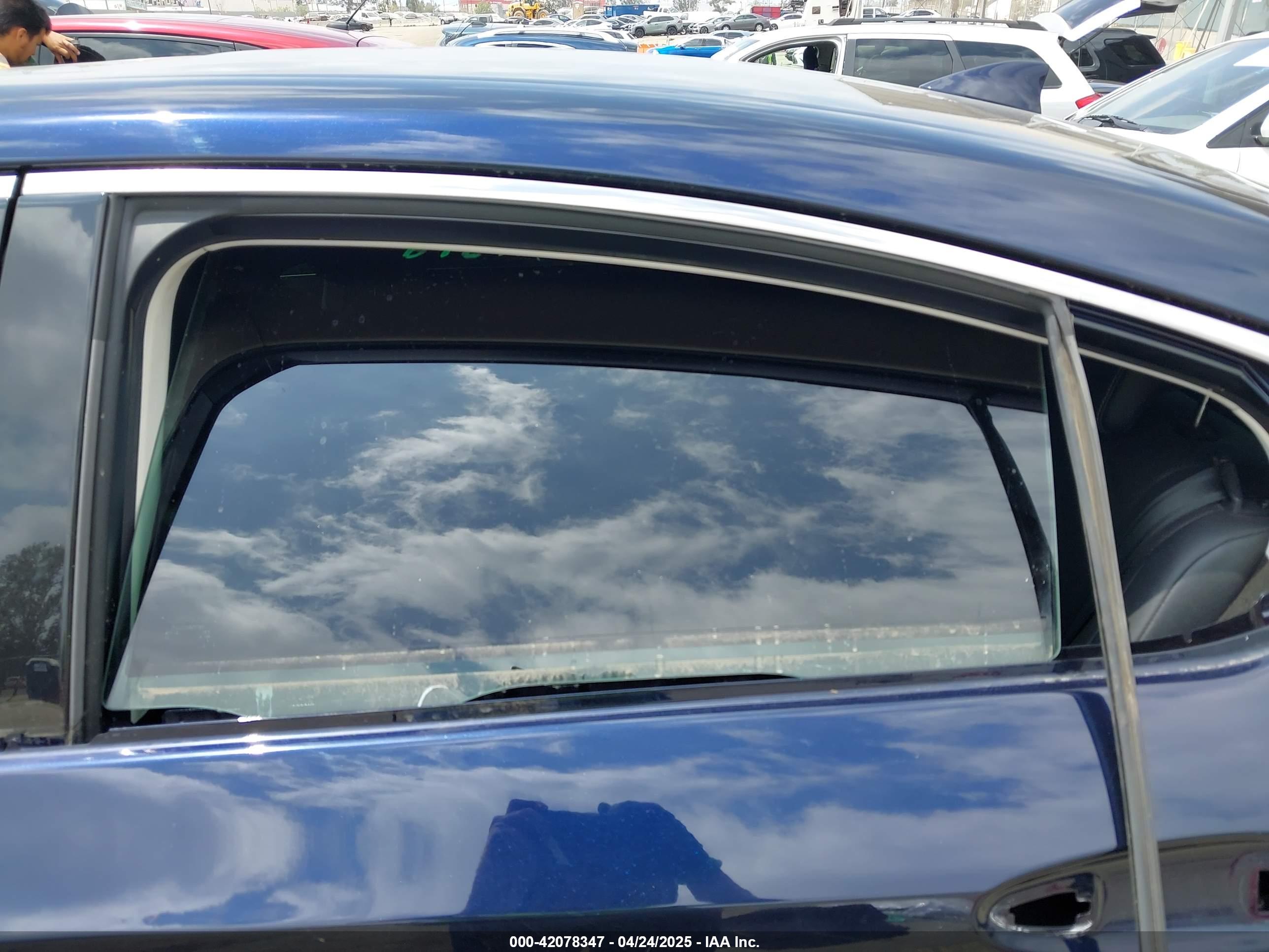 LEXUS ES image 6