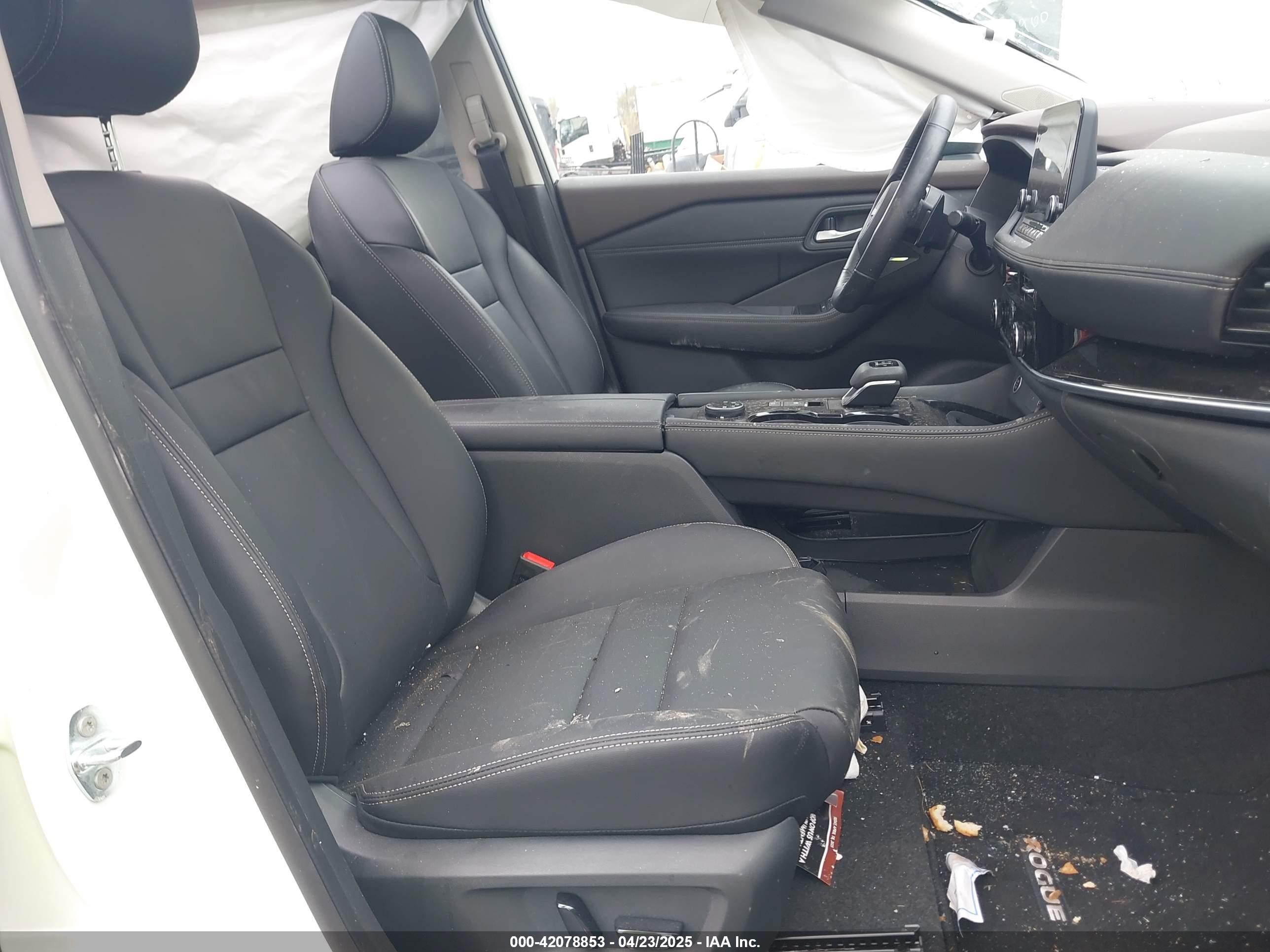 NISSAN ROGUE image 5