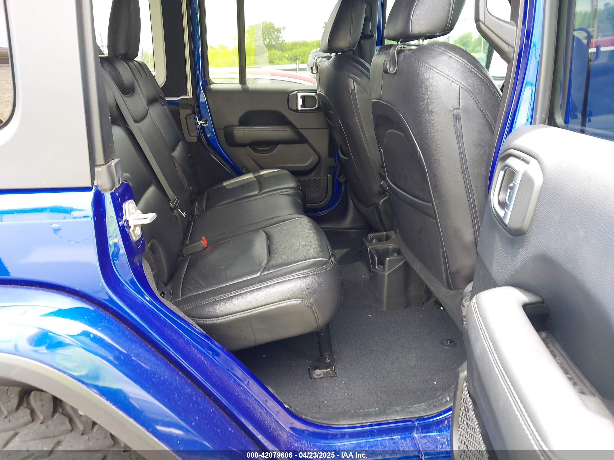 JEEP WRANGLER image 8