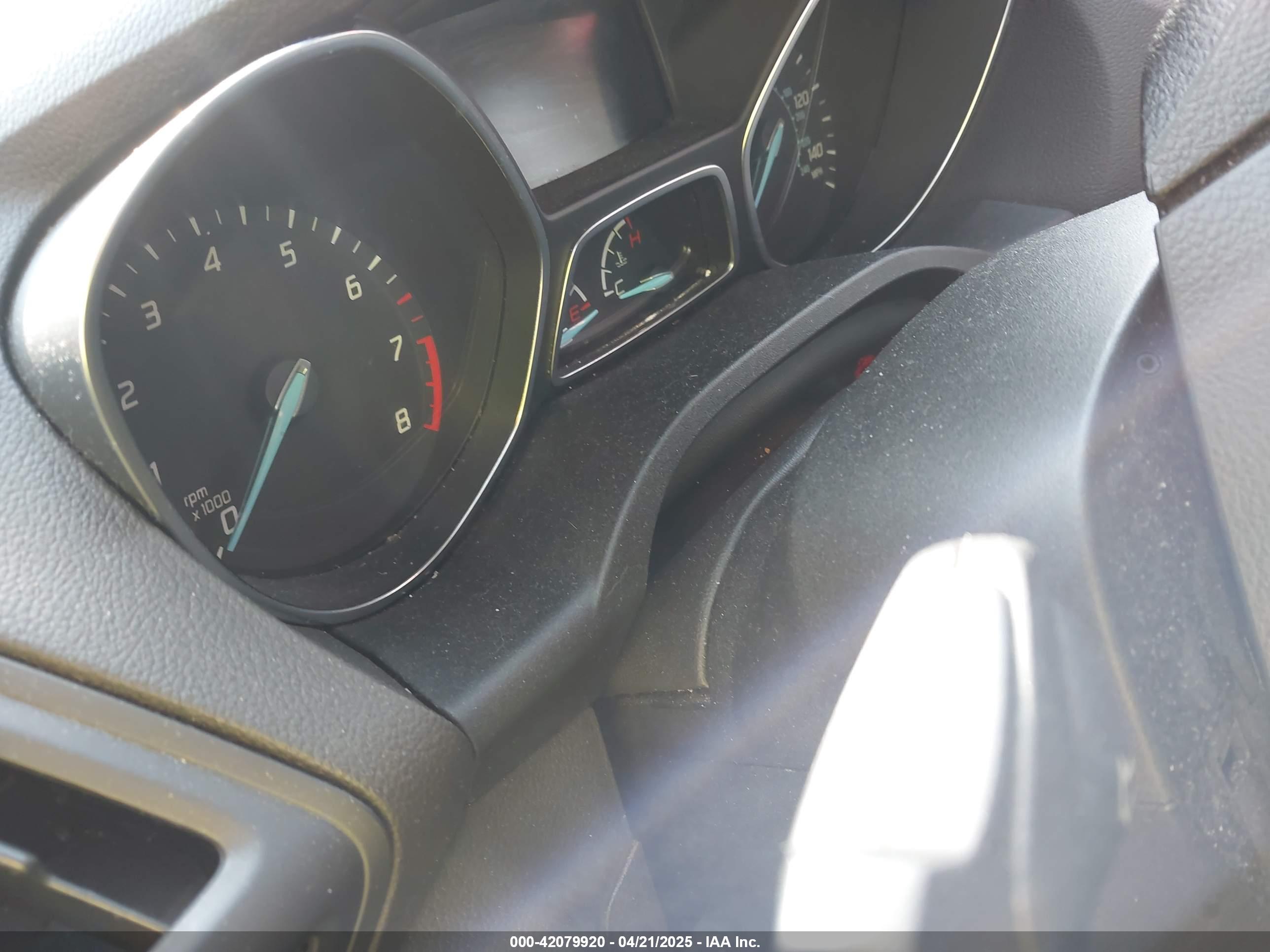 FORD ESCAPE image 7