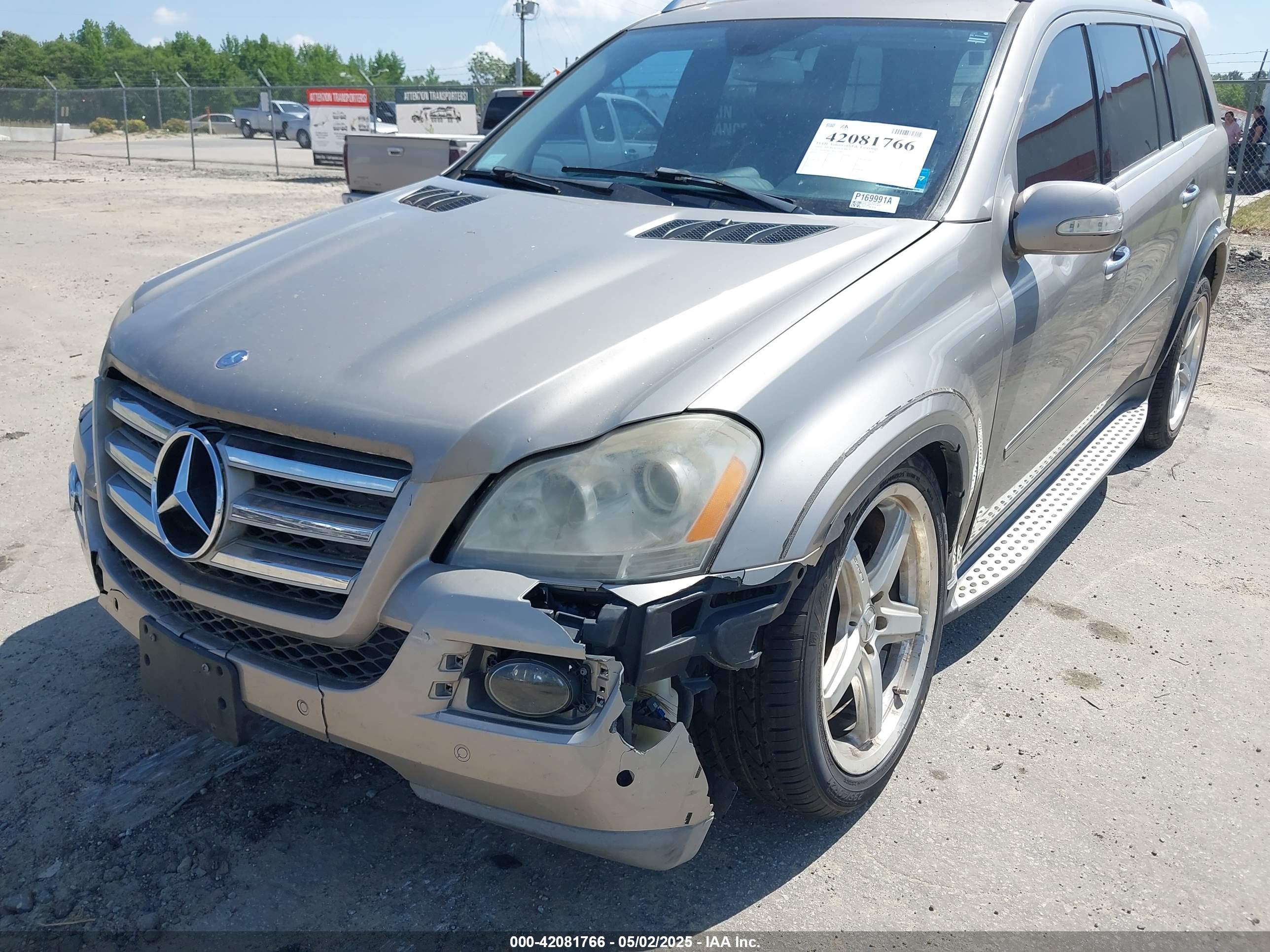 MERCEDES-BENZ GL image 6