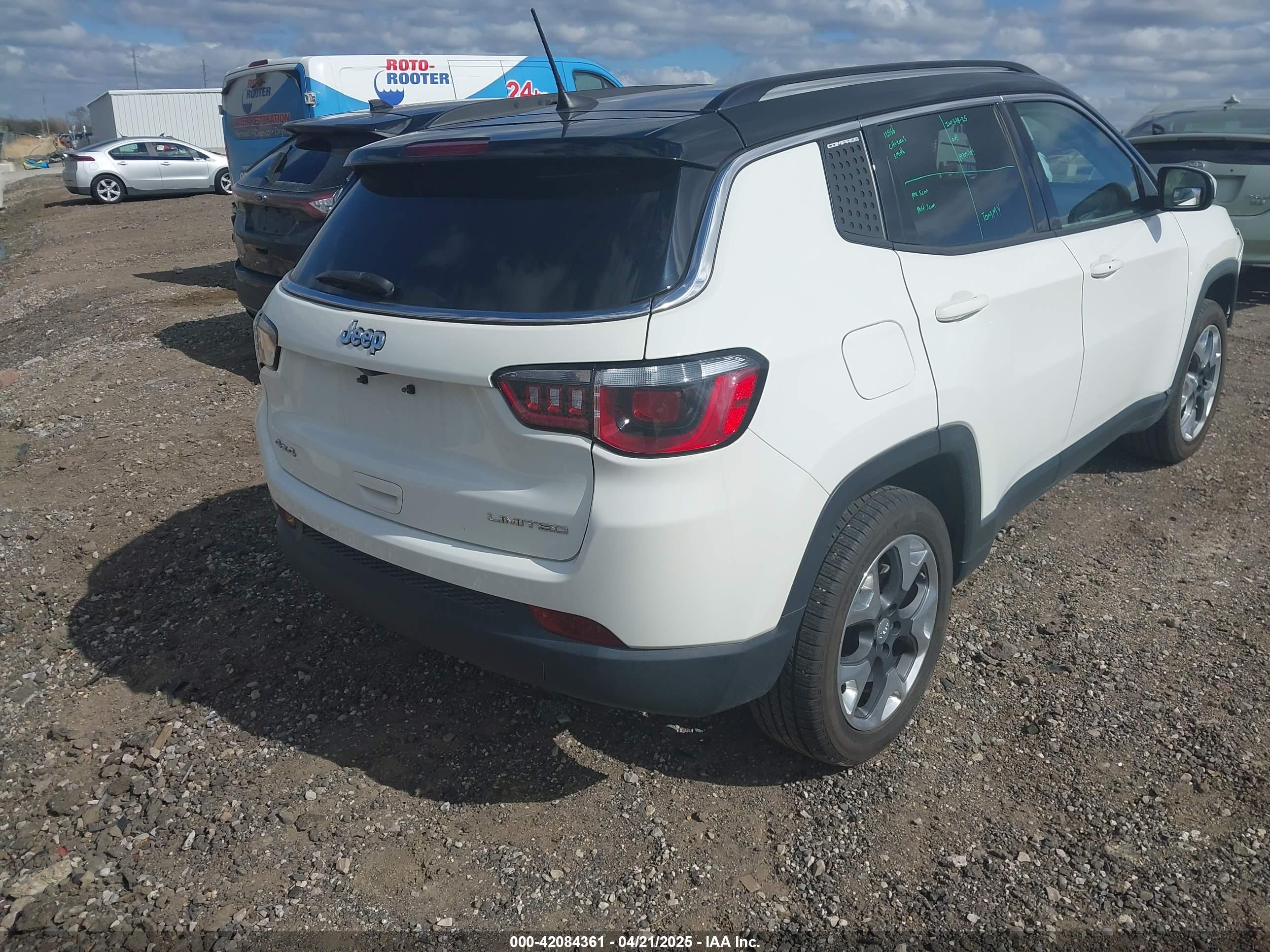 JEEP COMPASS image 4
