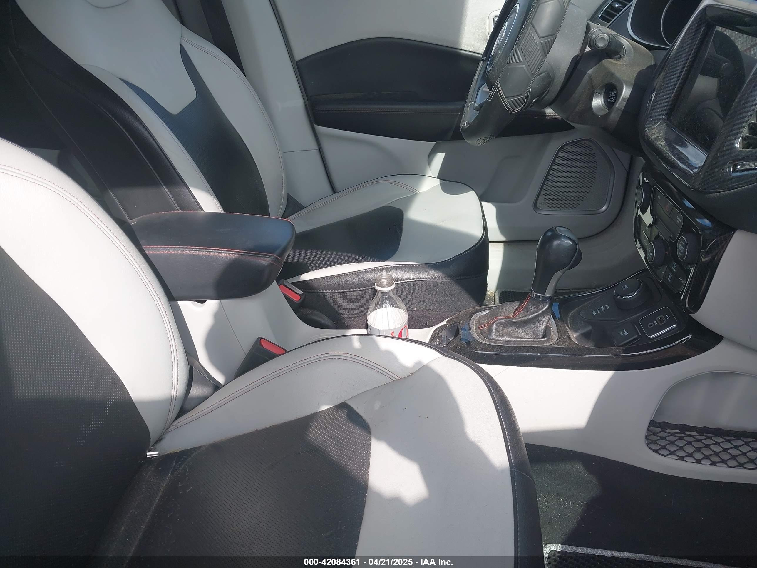 JEEP COMPASS image 5
