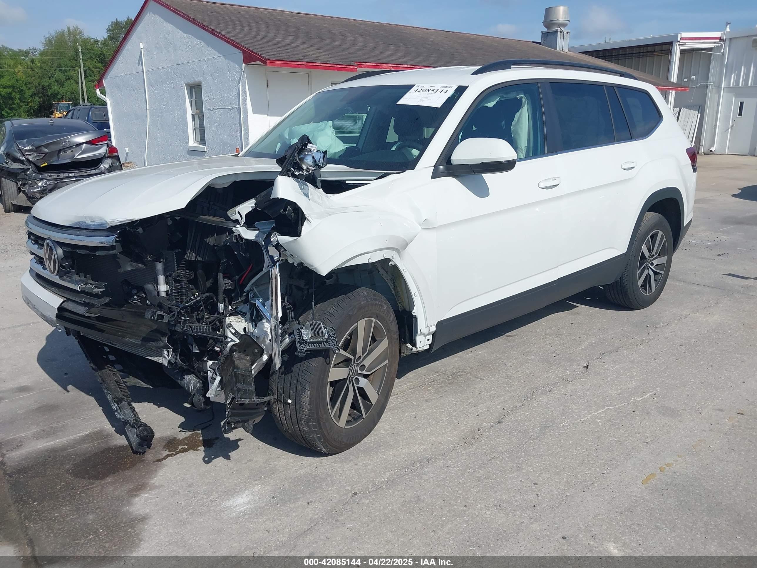 VOLKSWAGEN ATLAS image 2