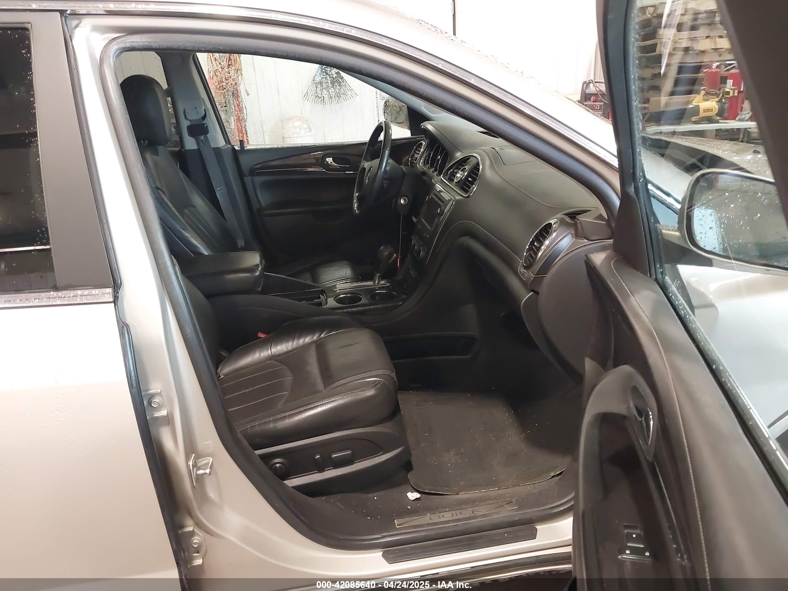 BUICK ENCLAVE image 5