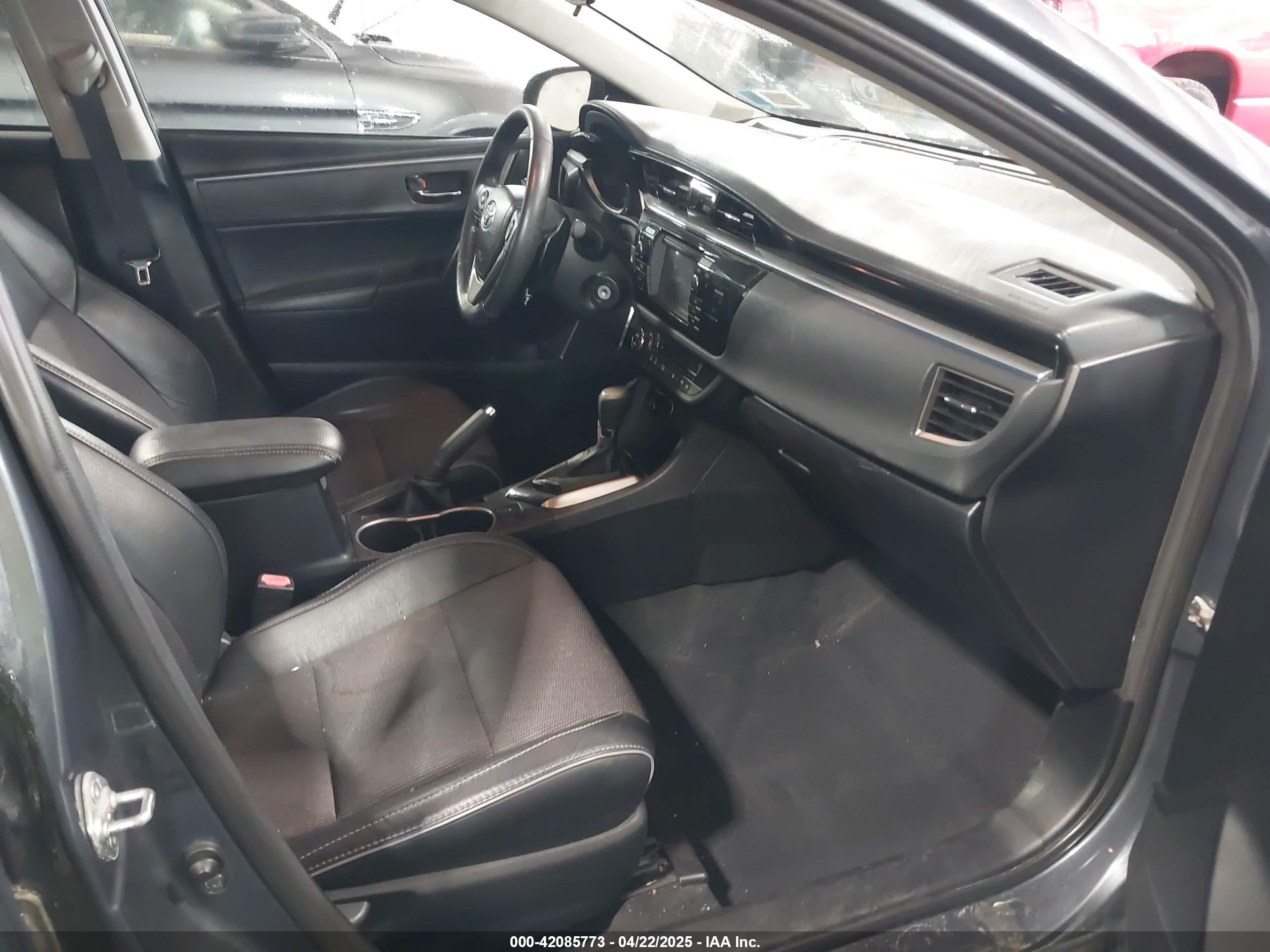 TOYOTA COROLLA image 5