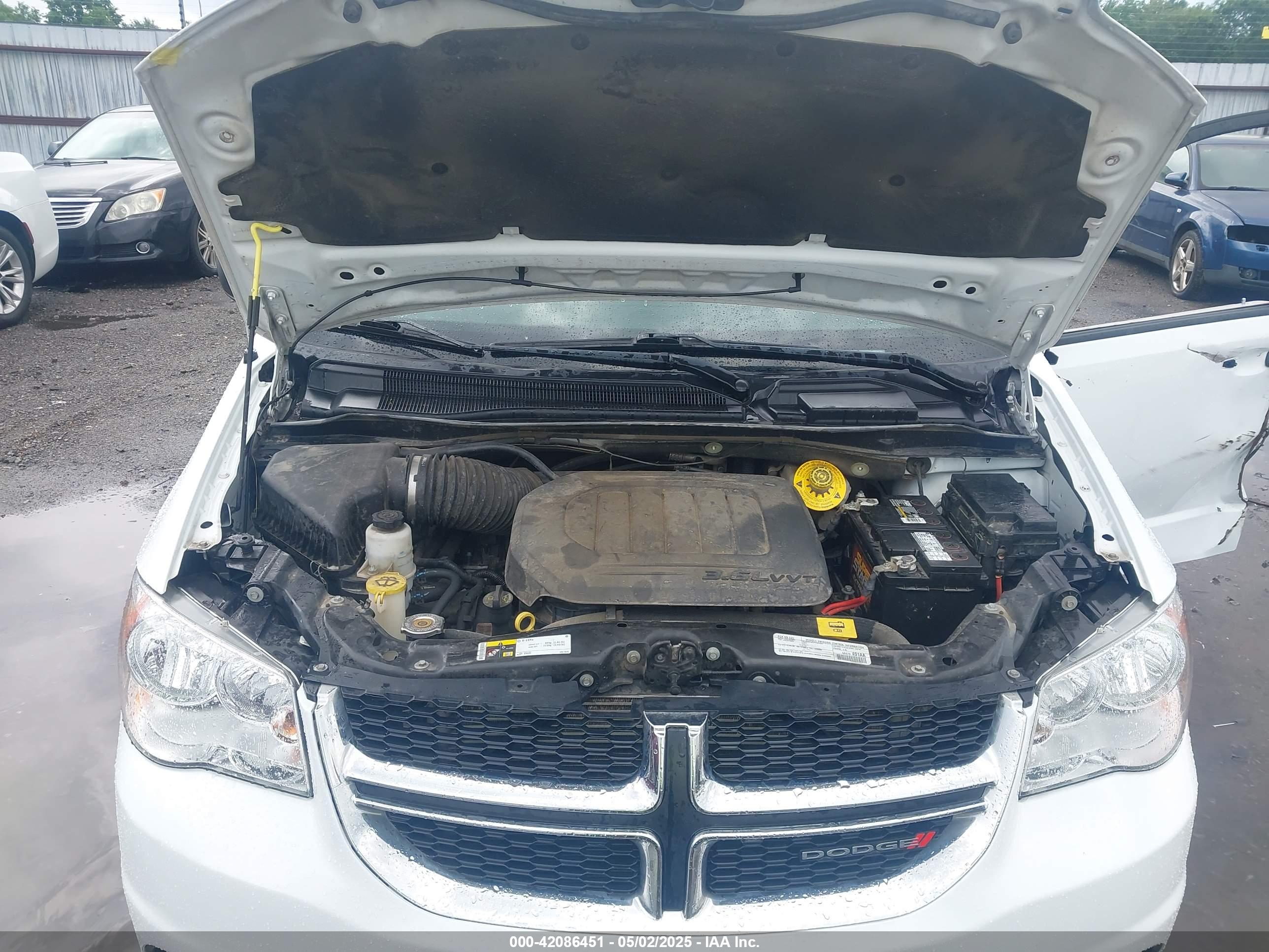 DODGE GRAND image 10
