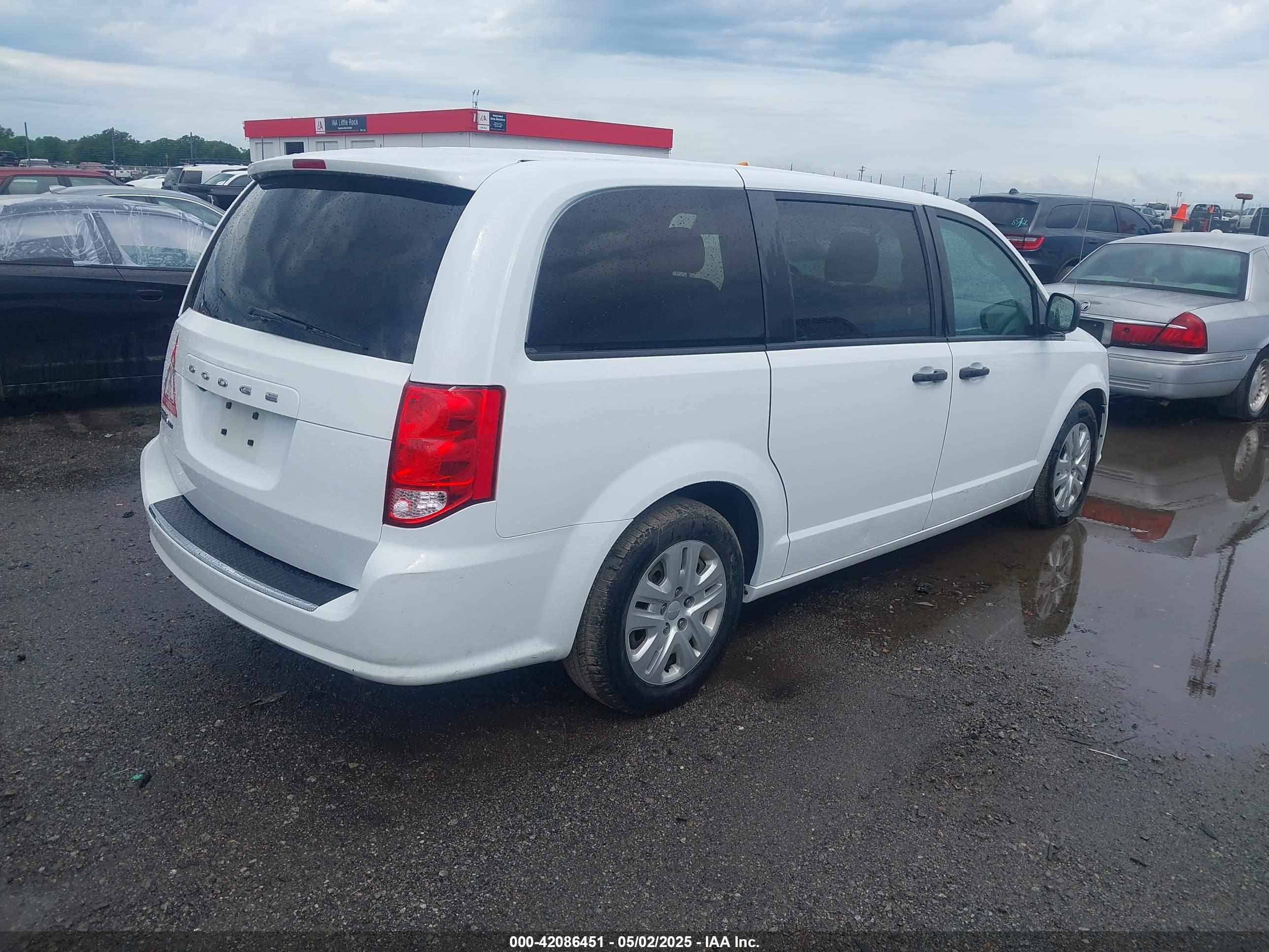 DODGE GRAND image 4
