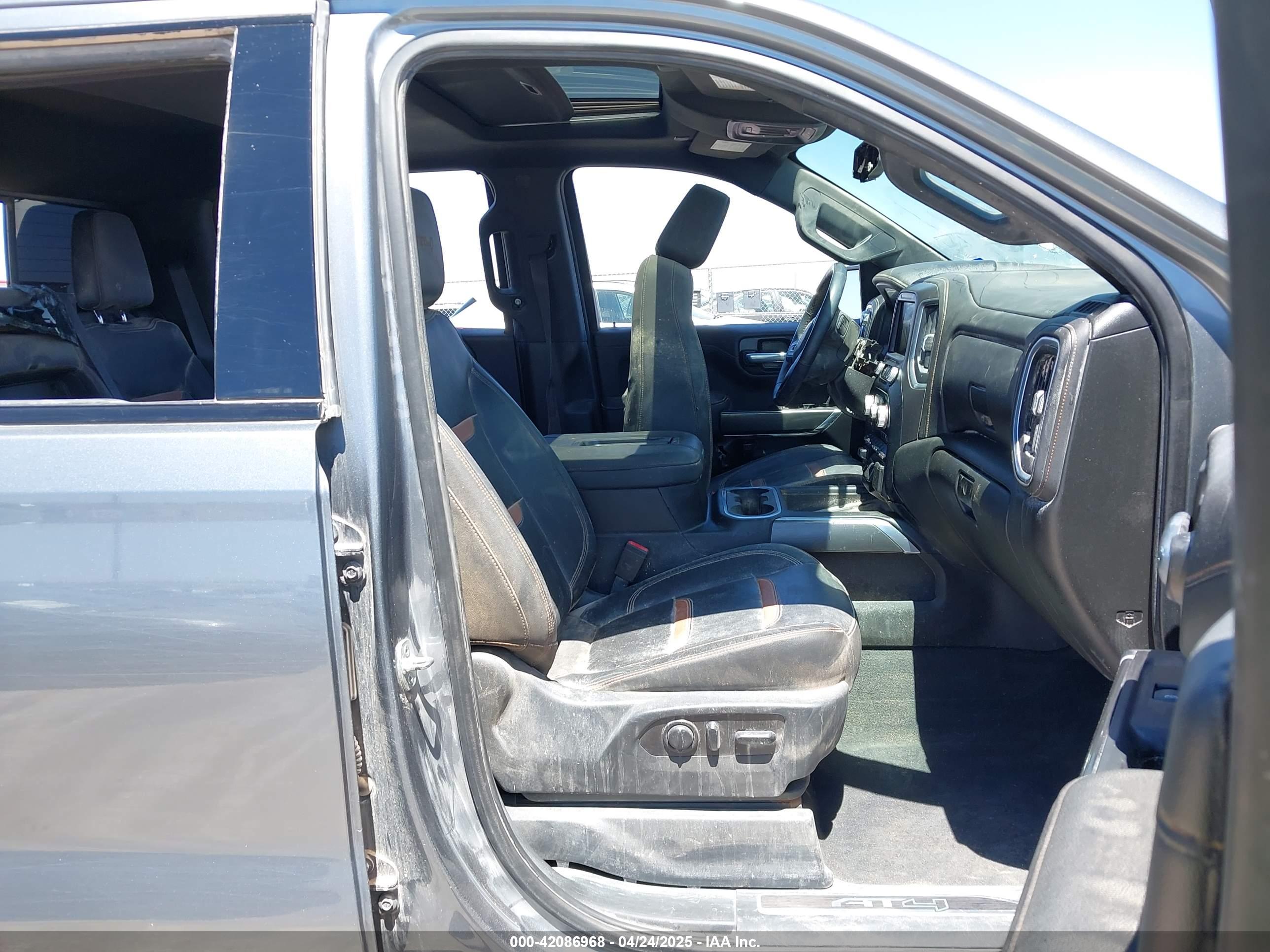 GMC SIERRA image 5