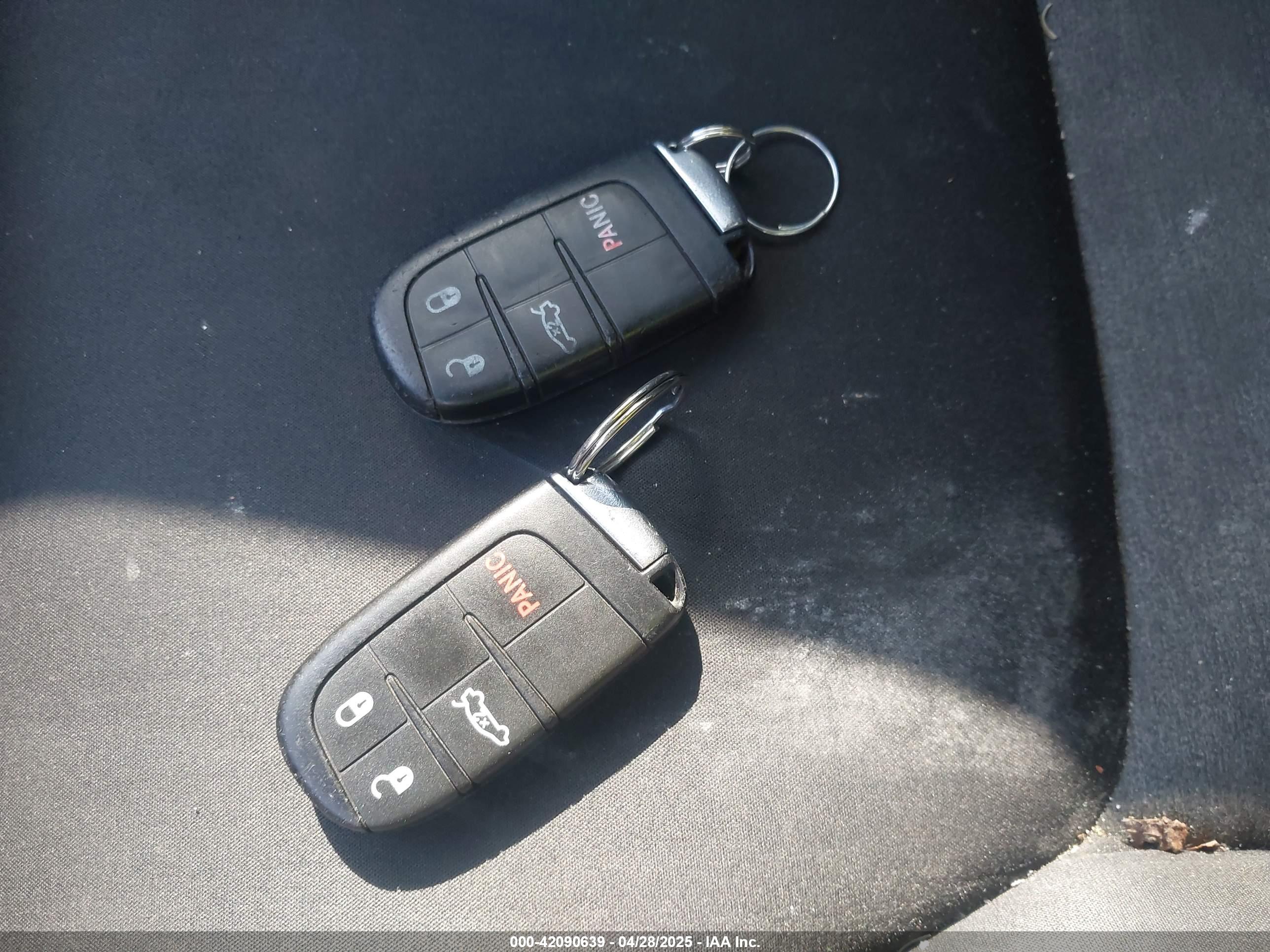 CHRYSLER 300 image 11
