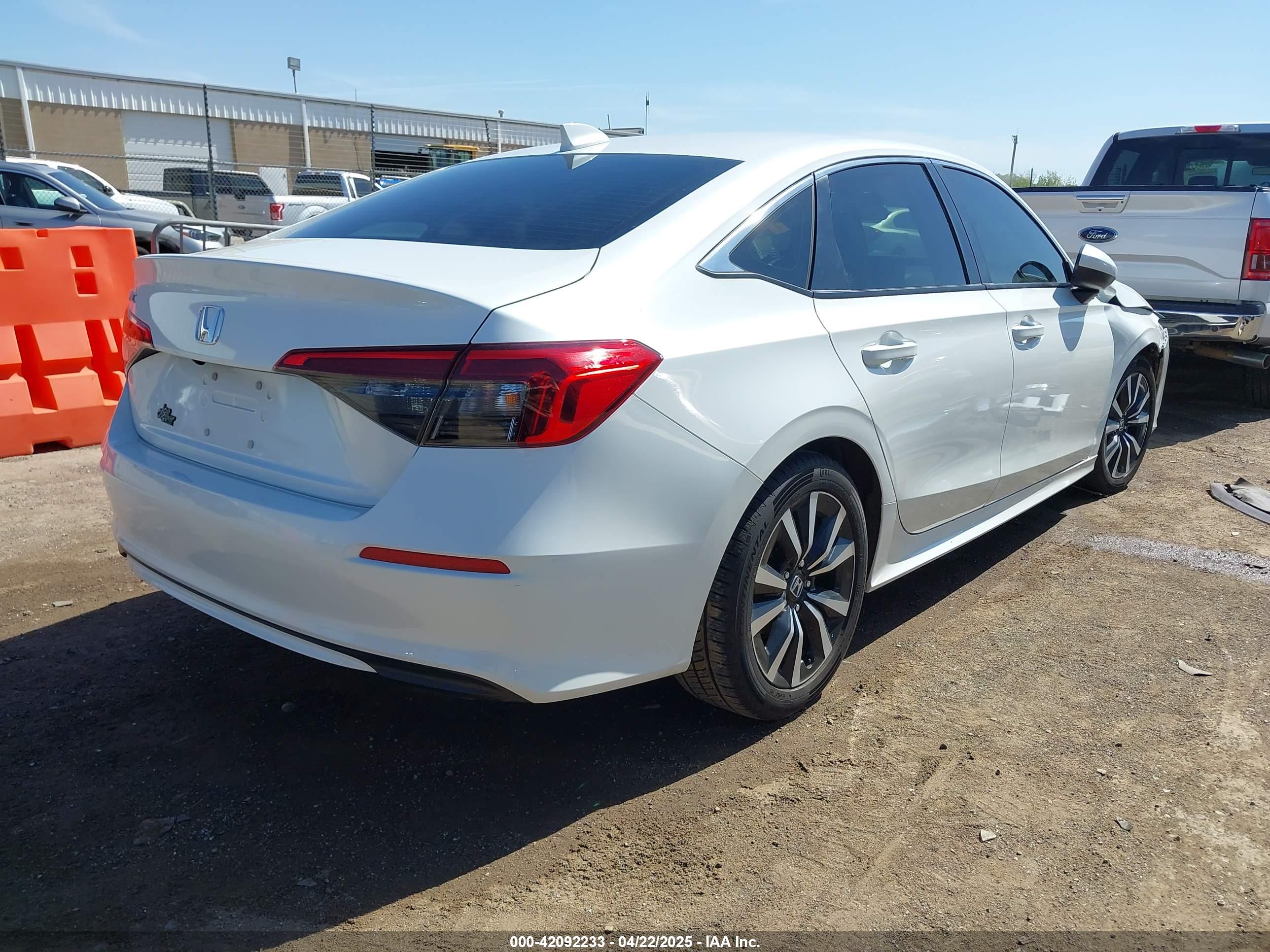 HONDA CIVIC image 4