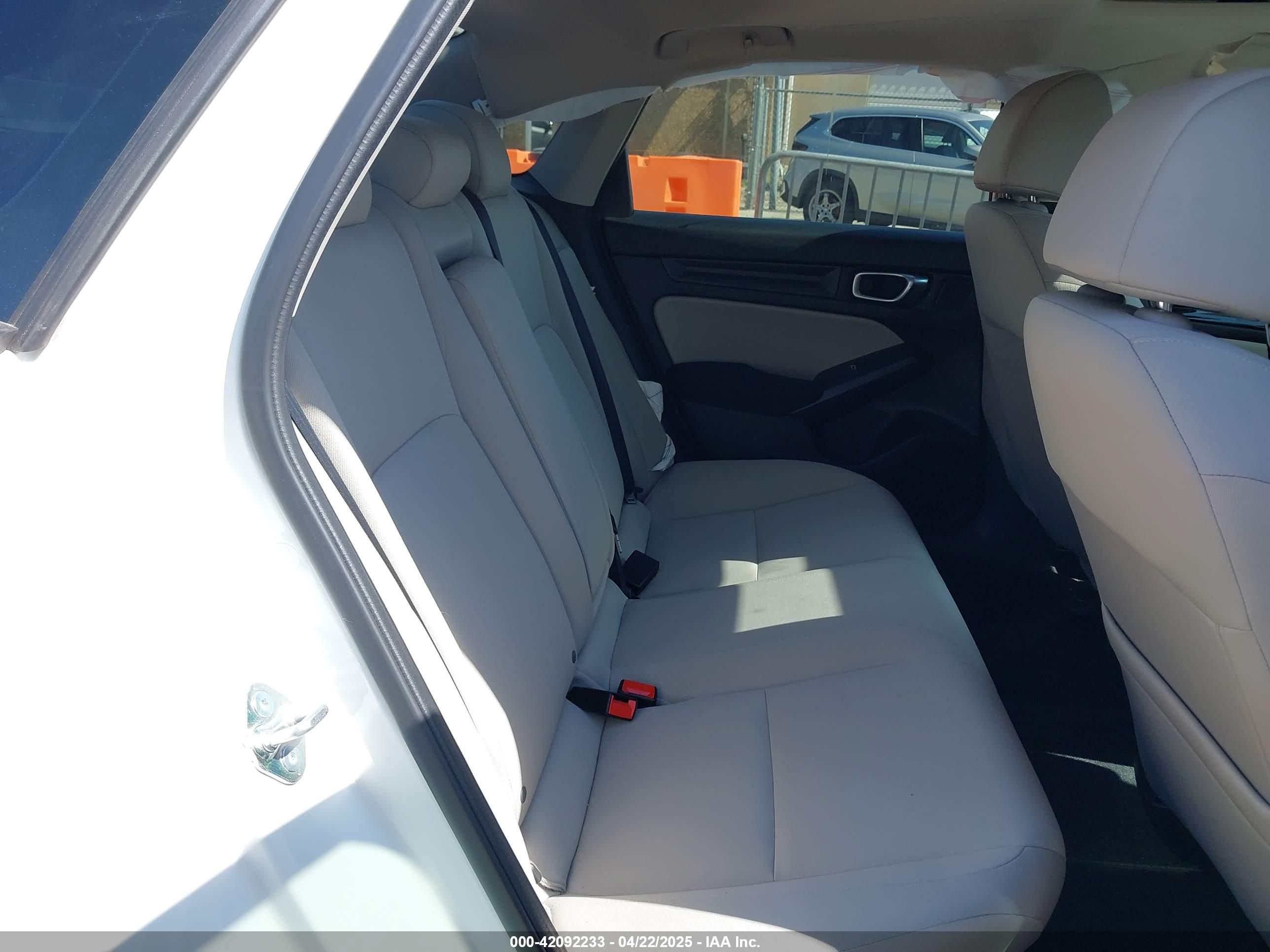 HONDA CIVIC image 8