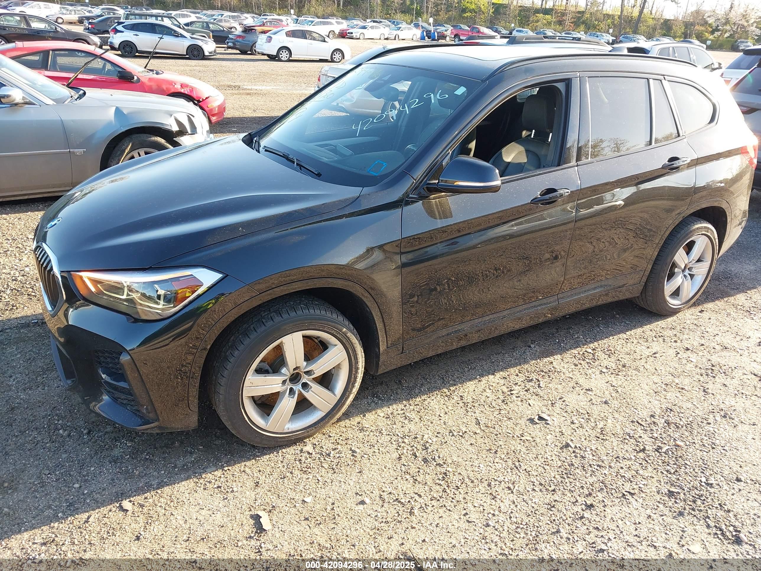 BMW X1 image 2