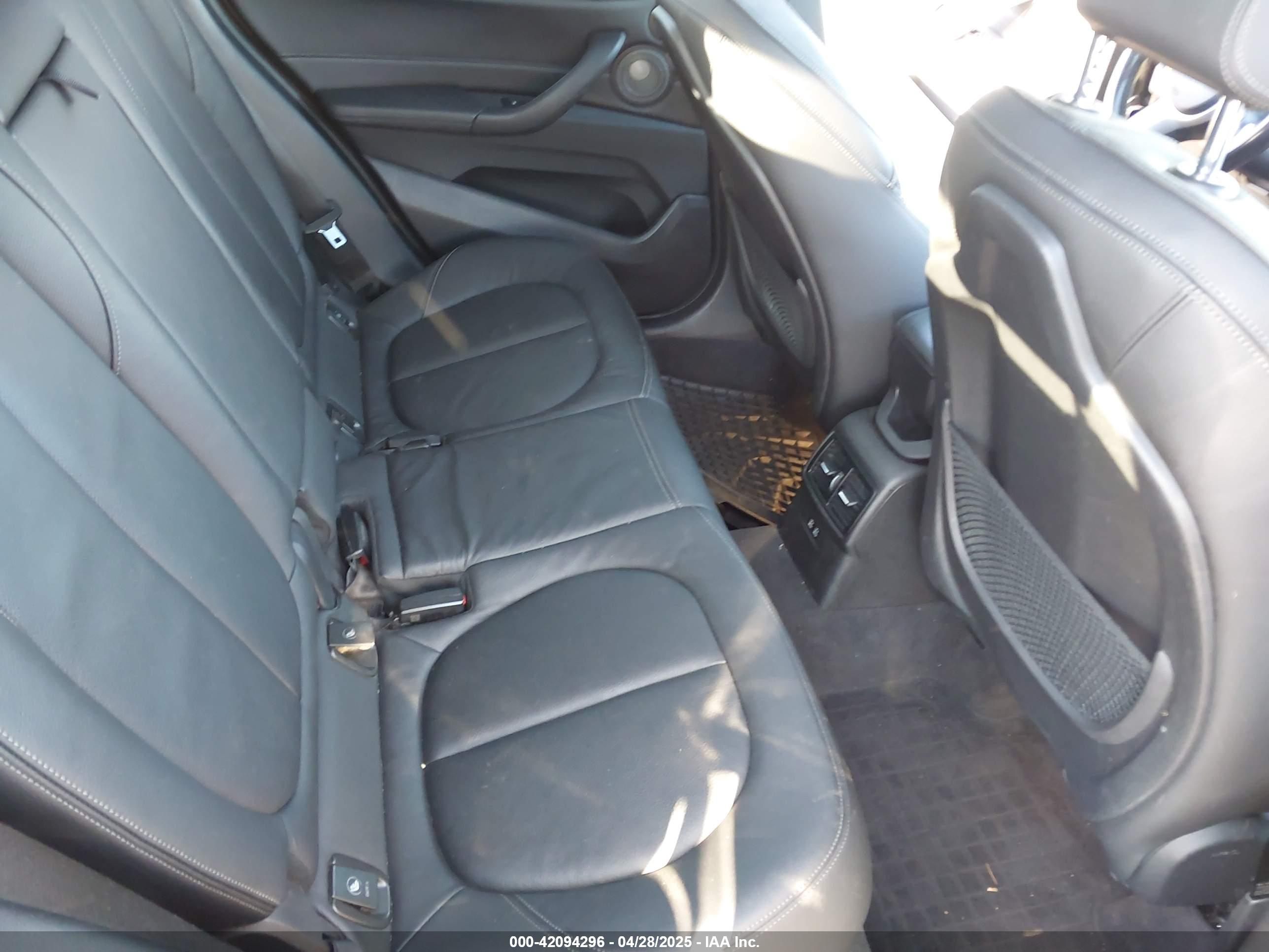 BMW X1 image 8
