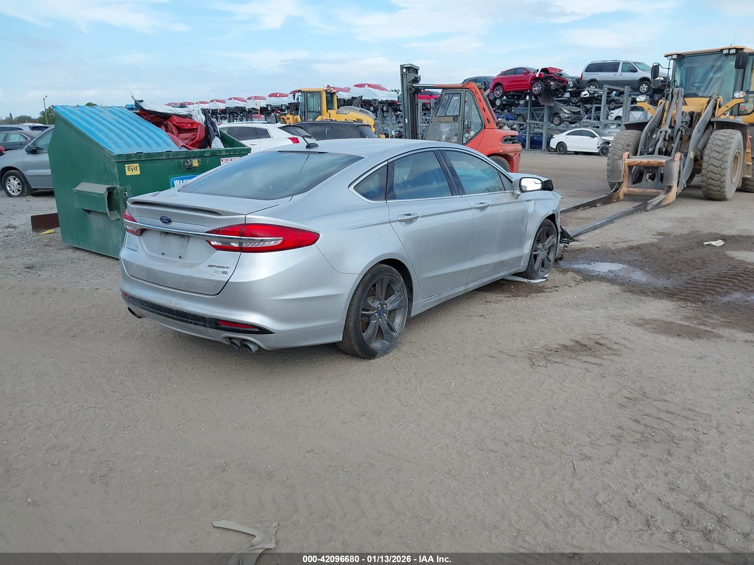 FORD FUSION image 4