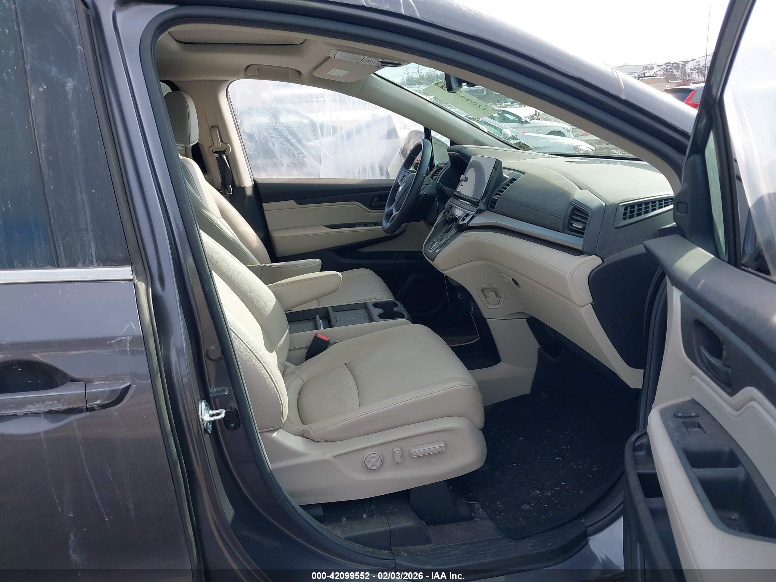 HONDA ODYSSEY image 5