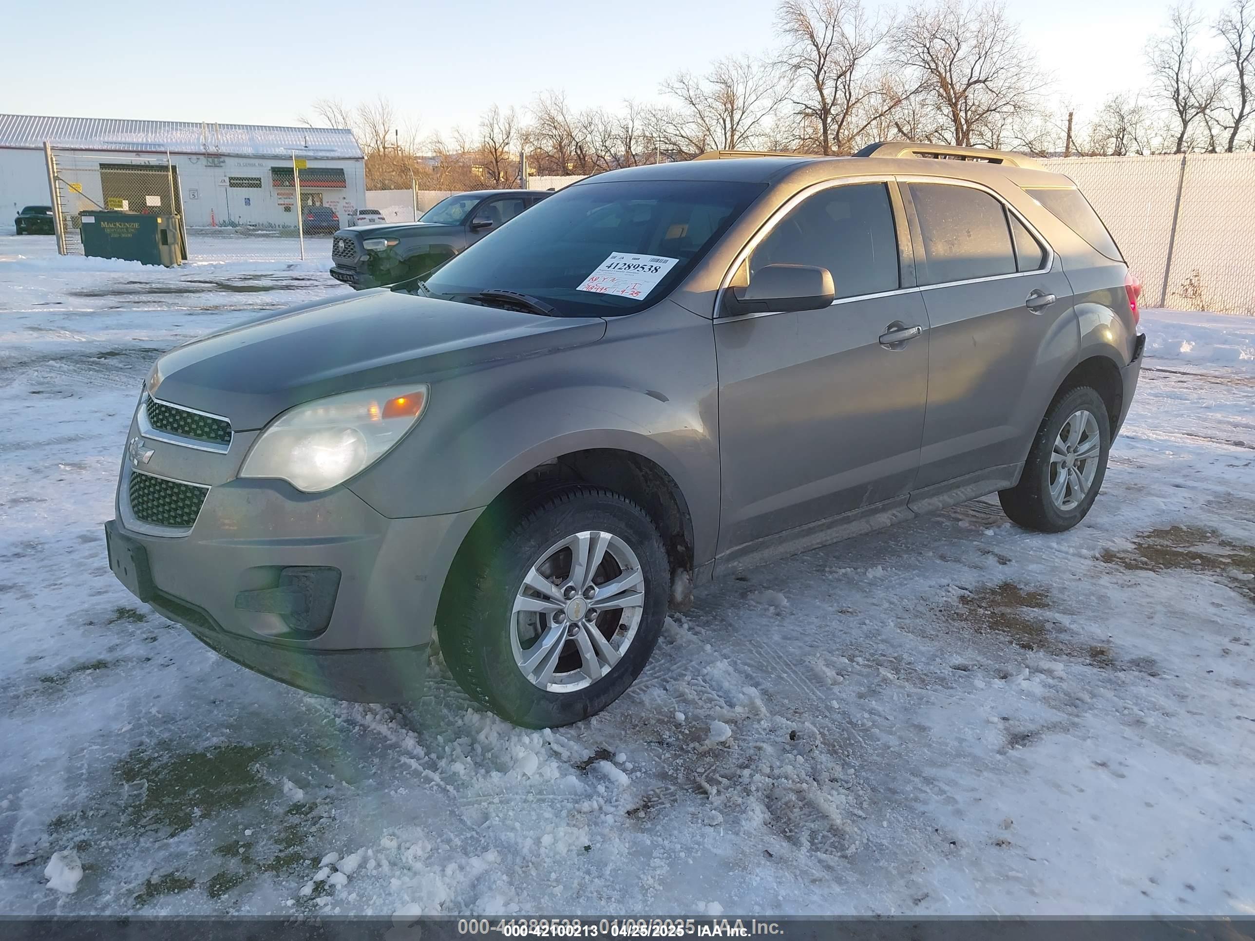 CHEVROLET EQUINOX image 2