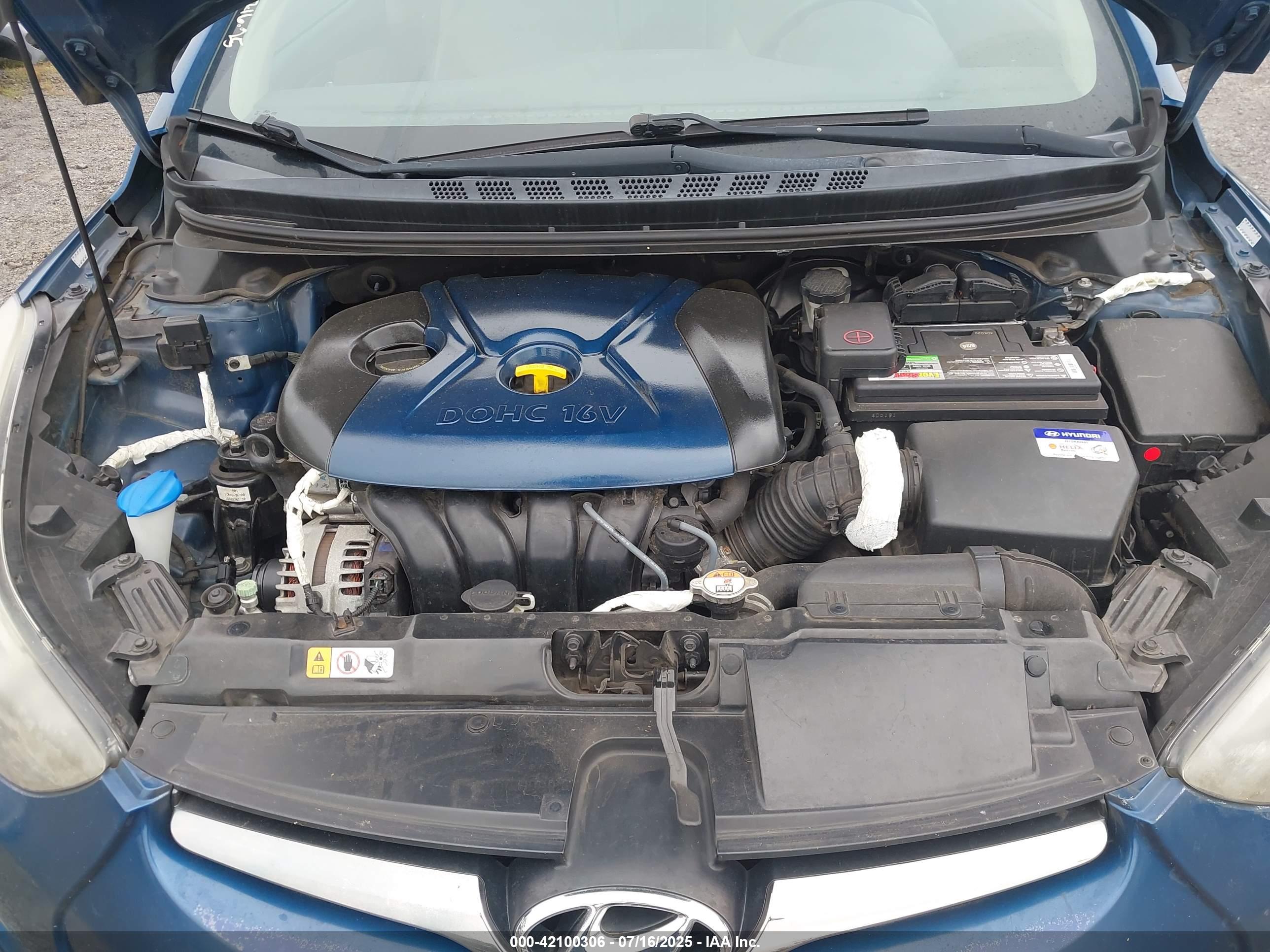 HYUNDAI ELANTRA image 10