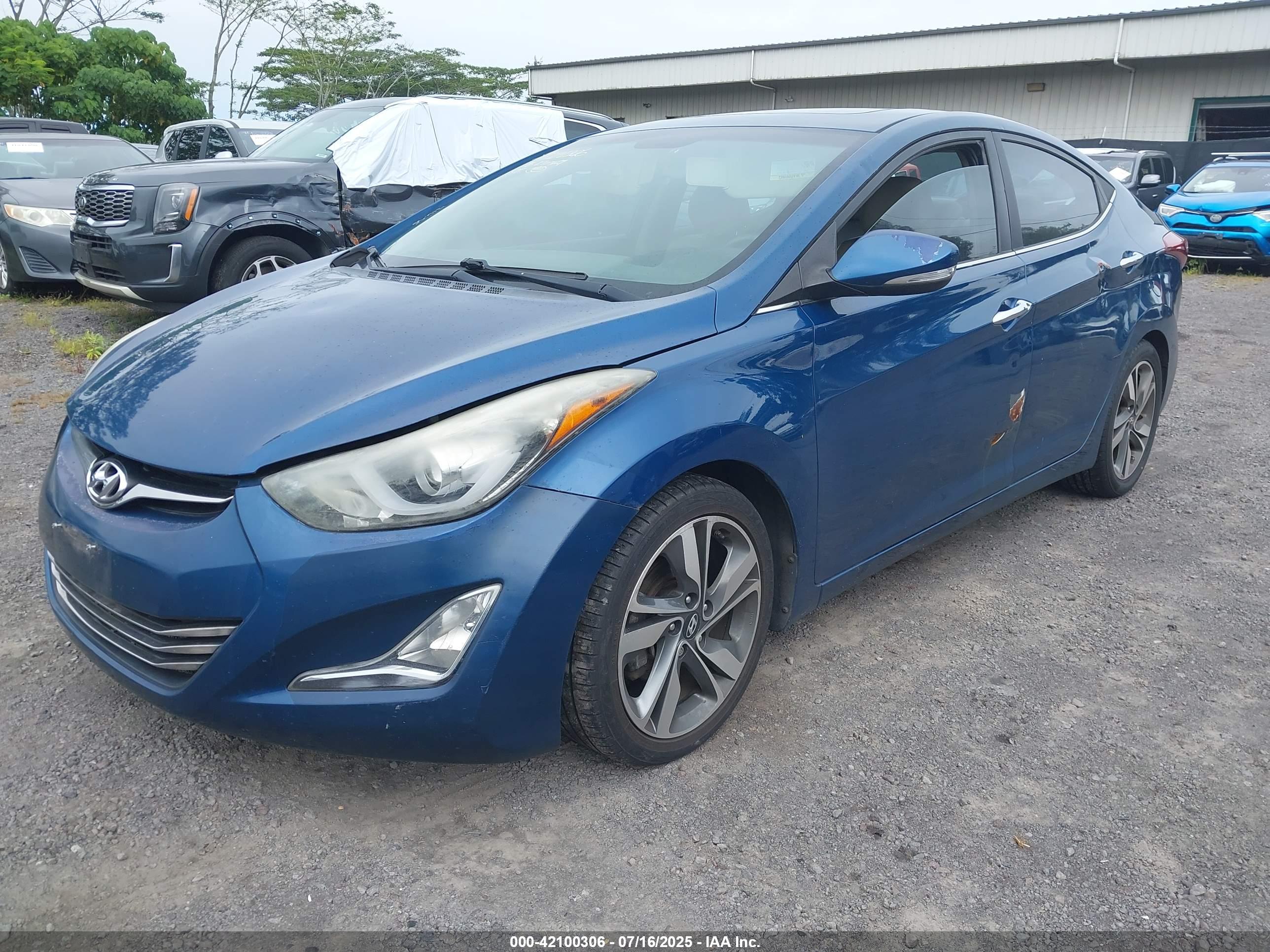 HYUNDAI ELANTRA image 2