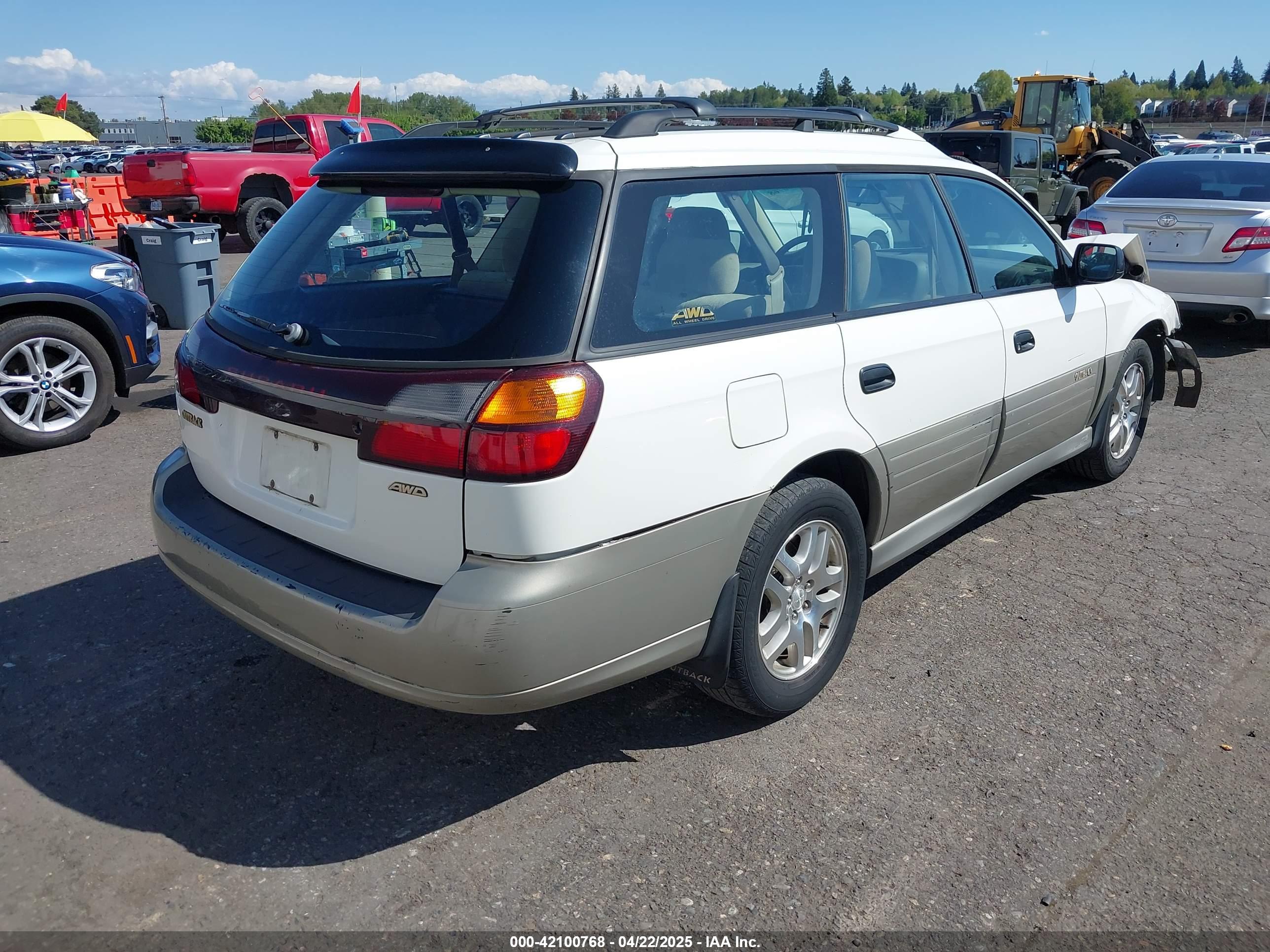 SUBARU OUTBACK image 4