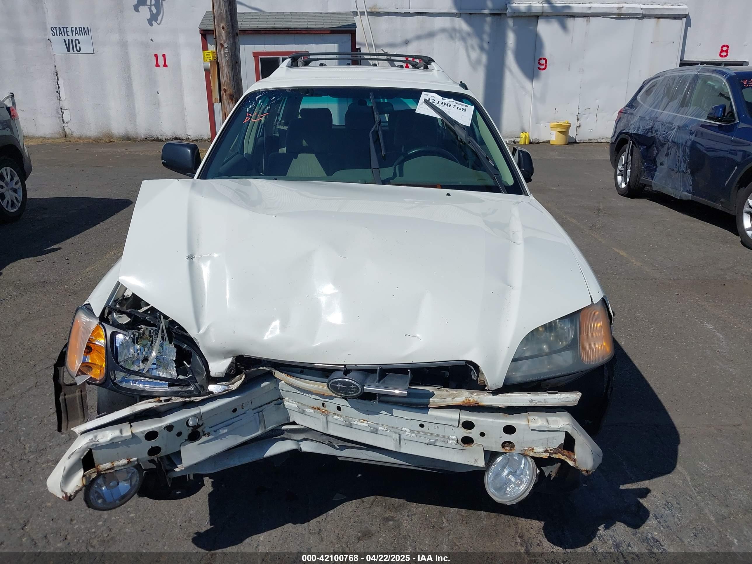 SUBARU OUTBACK image 6