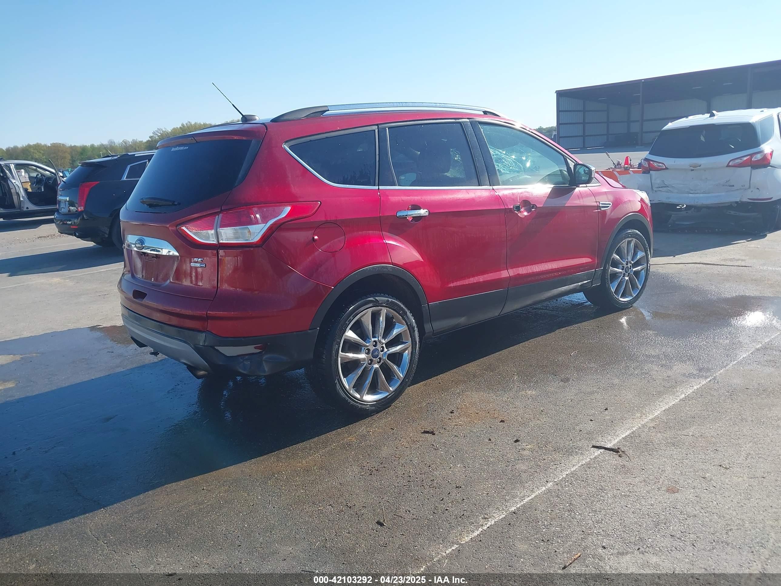 FORD ESCAPE image 4