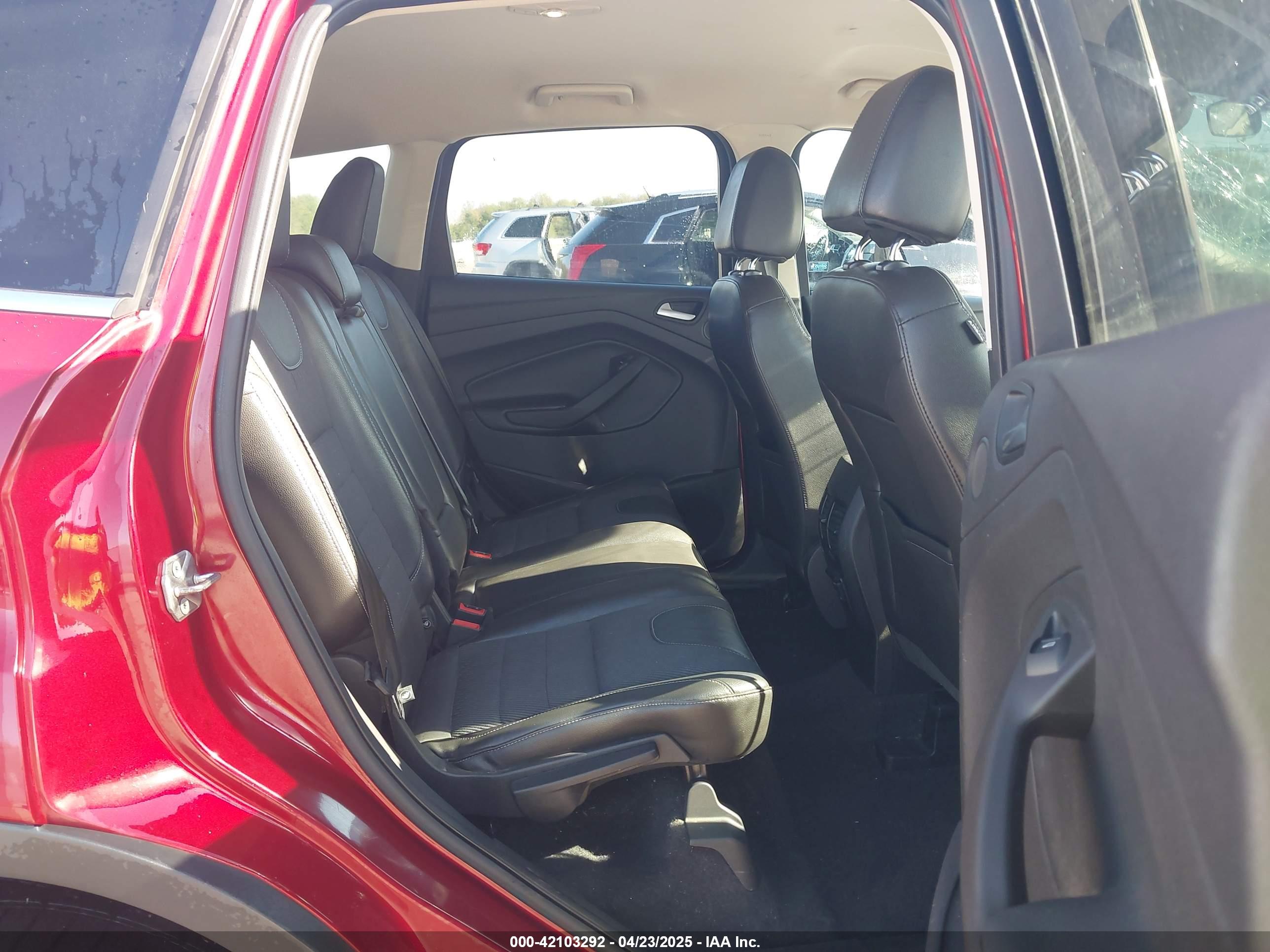 FORD ESCAPE image 8