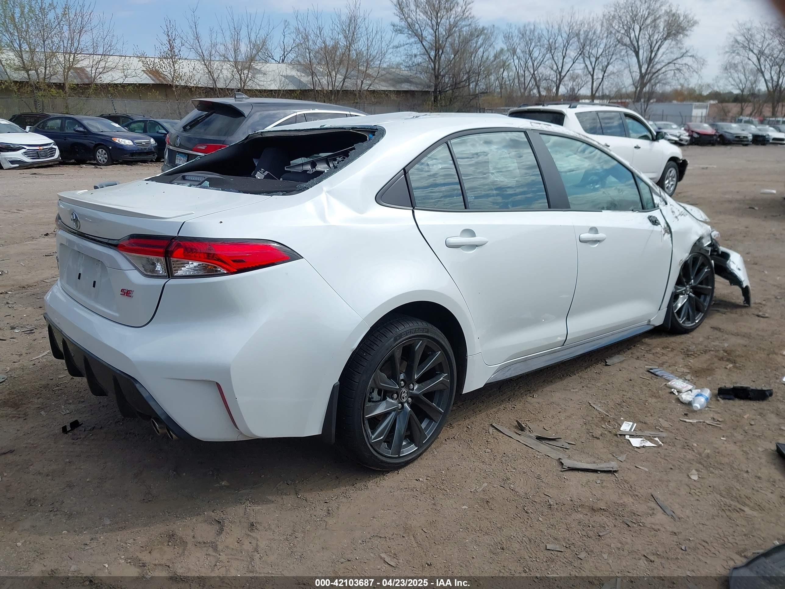 TOYOTA COROLLA image 4