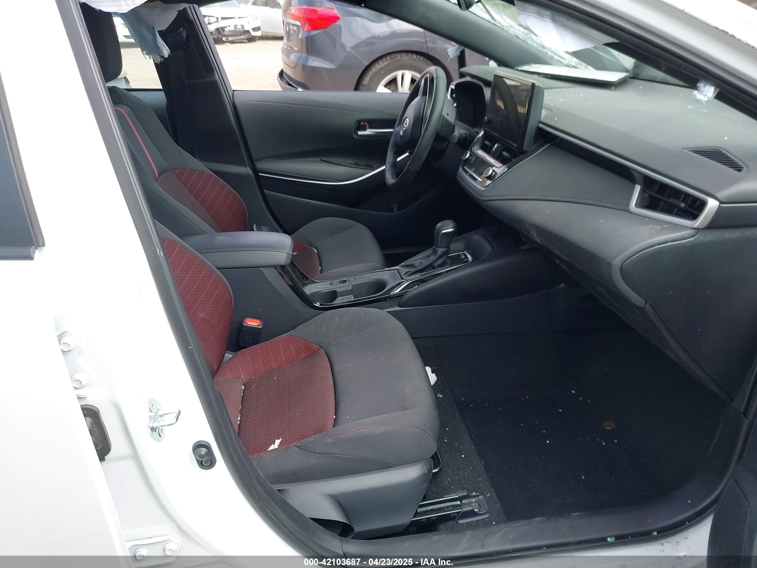 TOYOTA COROLLA image 5