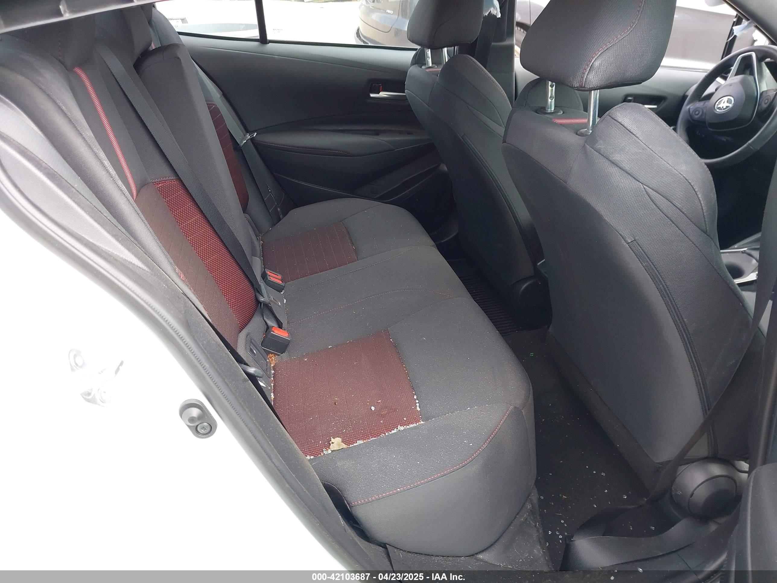 TOYOTA COROLLA image 8
